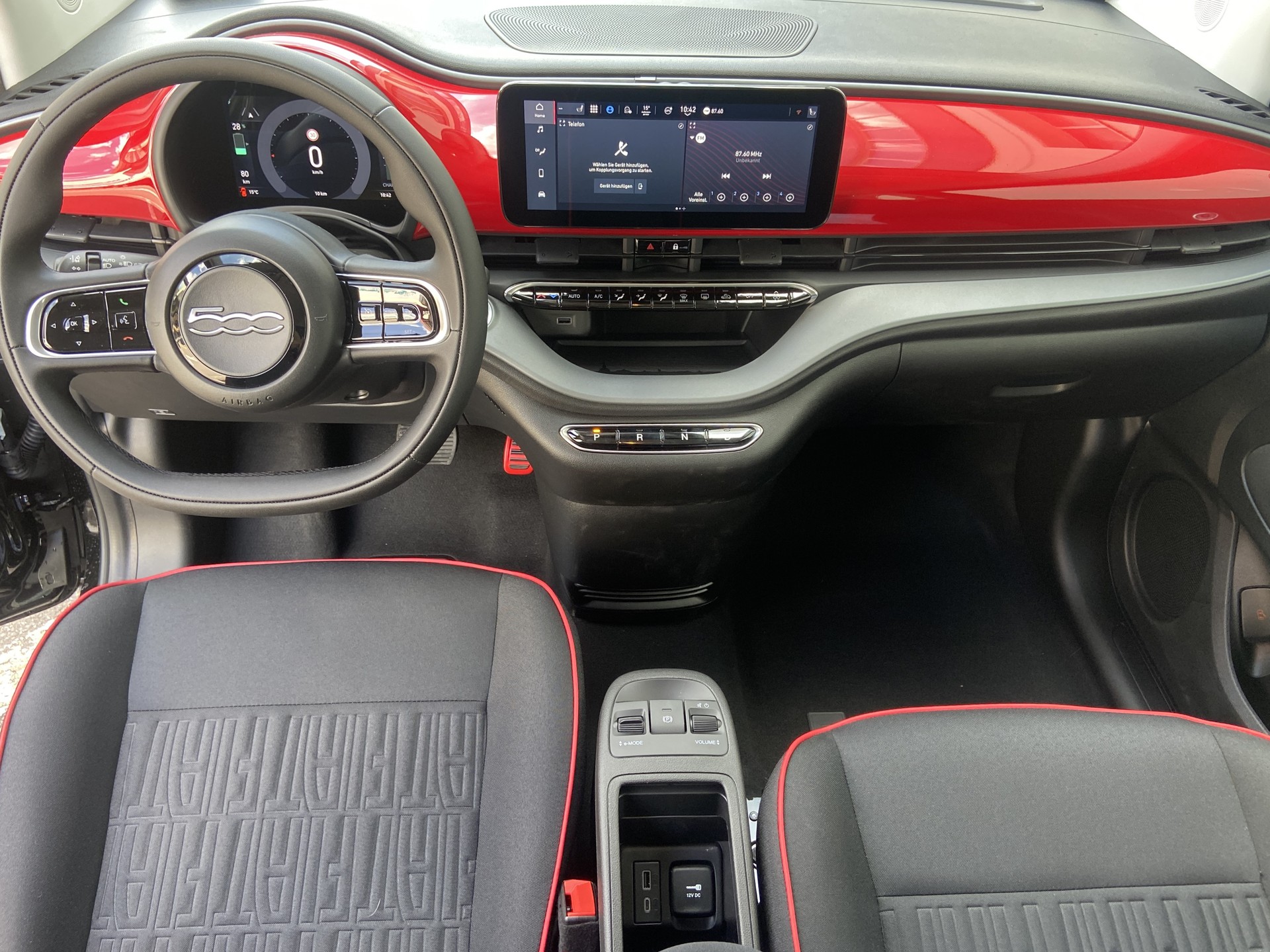 FIAT 500 electric 87 kW Red-image-2