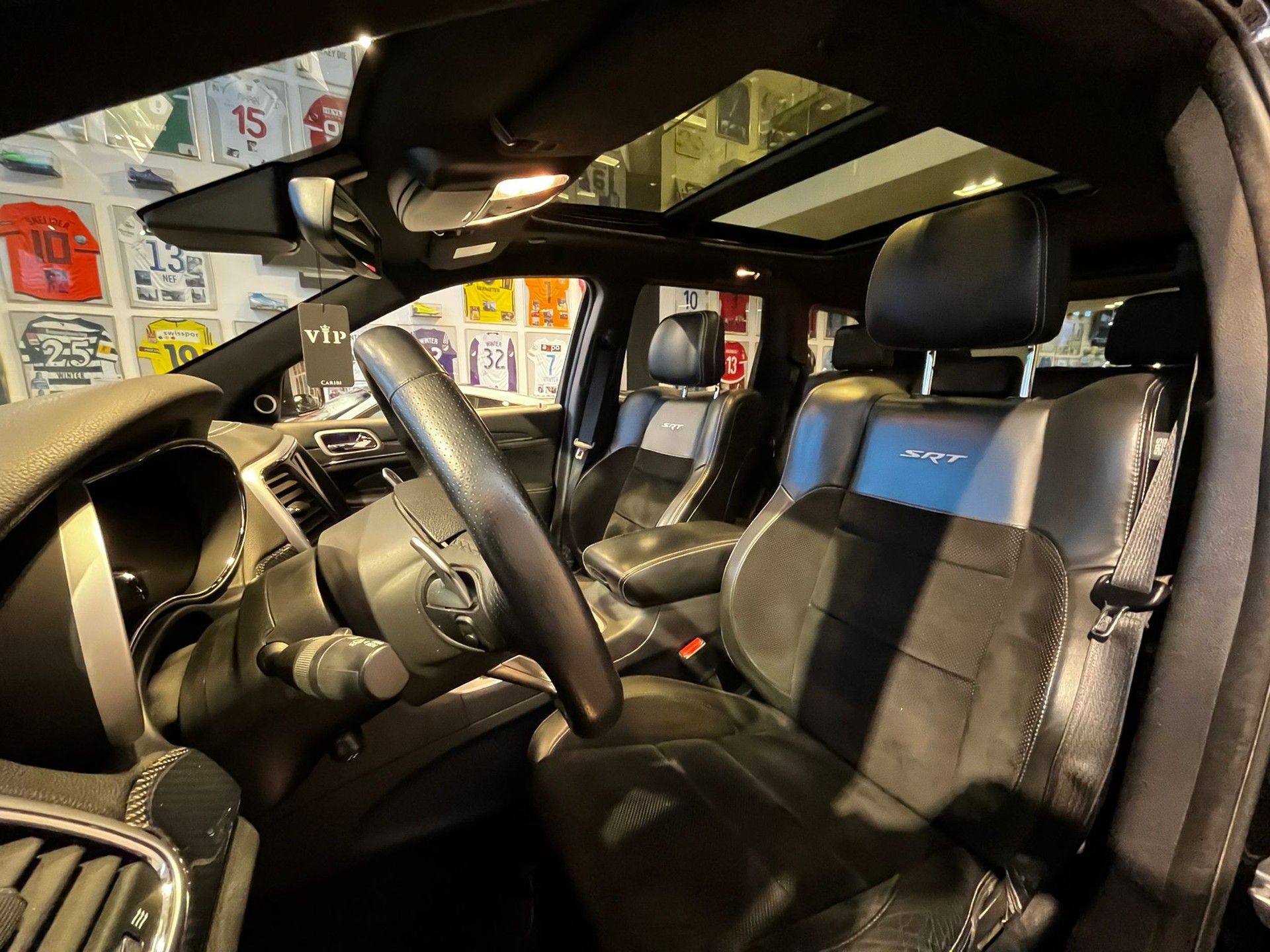 JEEP Grand Cherokee 6.4 V8 HEMI SRT8 Automatic-image-13