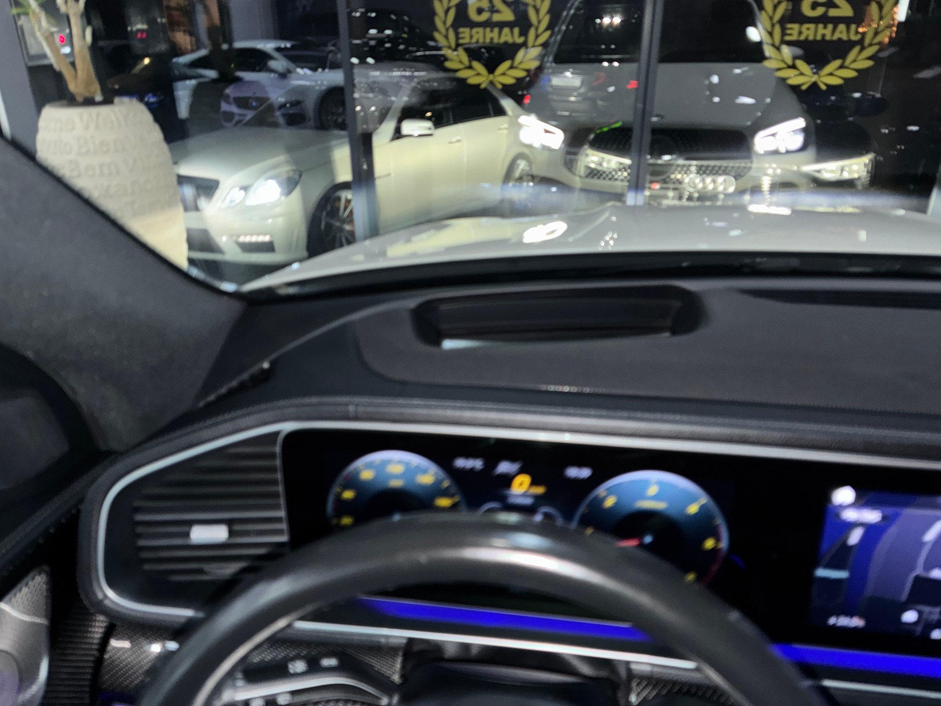 MERCEDES-BENZ GLE 400 d 4Matic AMG Line 9G-Tronic-image-15