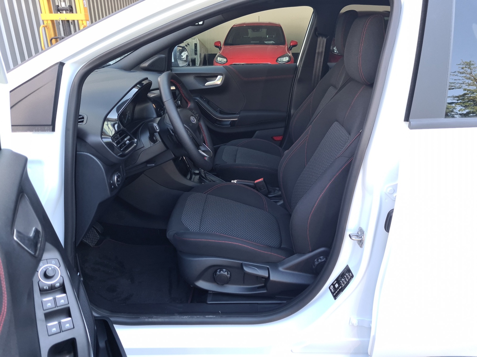 FORD Puma 1.0i EcoBoost 125 ST-Line AUTOMAT-image-6