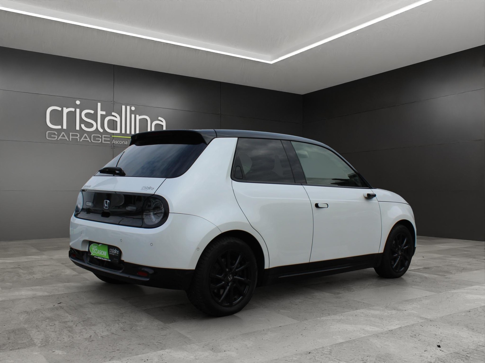 HONDA e electric Advance-showroom-element-3