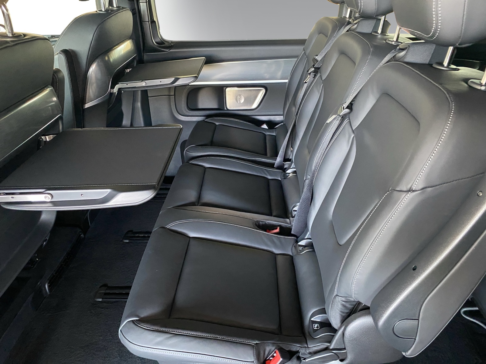 Image MERCEDES-BENZ V-300 V 300 d Édition Suisse EXCLUSIVE