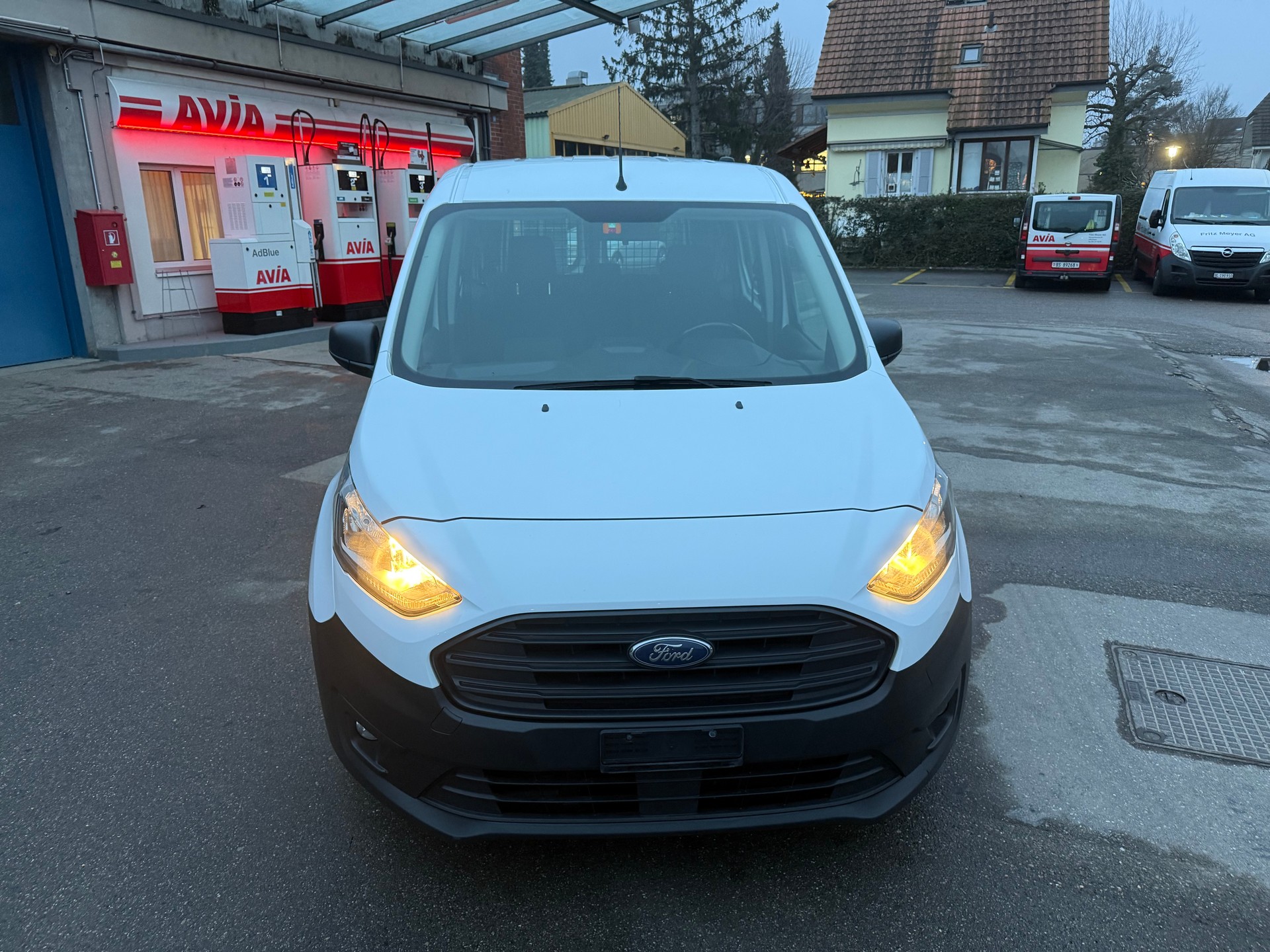 FORD Transit Connect Van T230 DCIV 1.5 EcoBlue Ambi. A-image-4