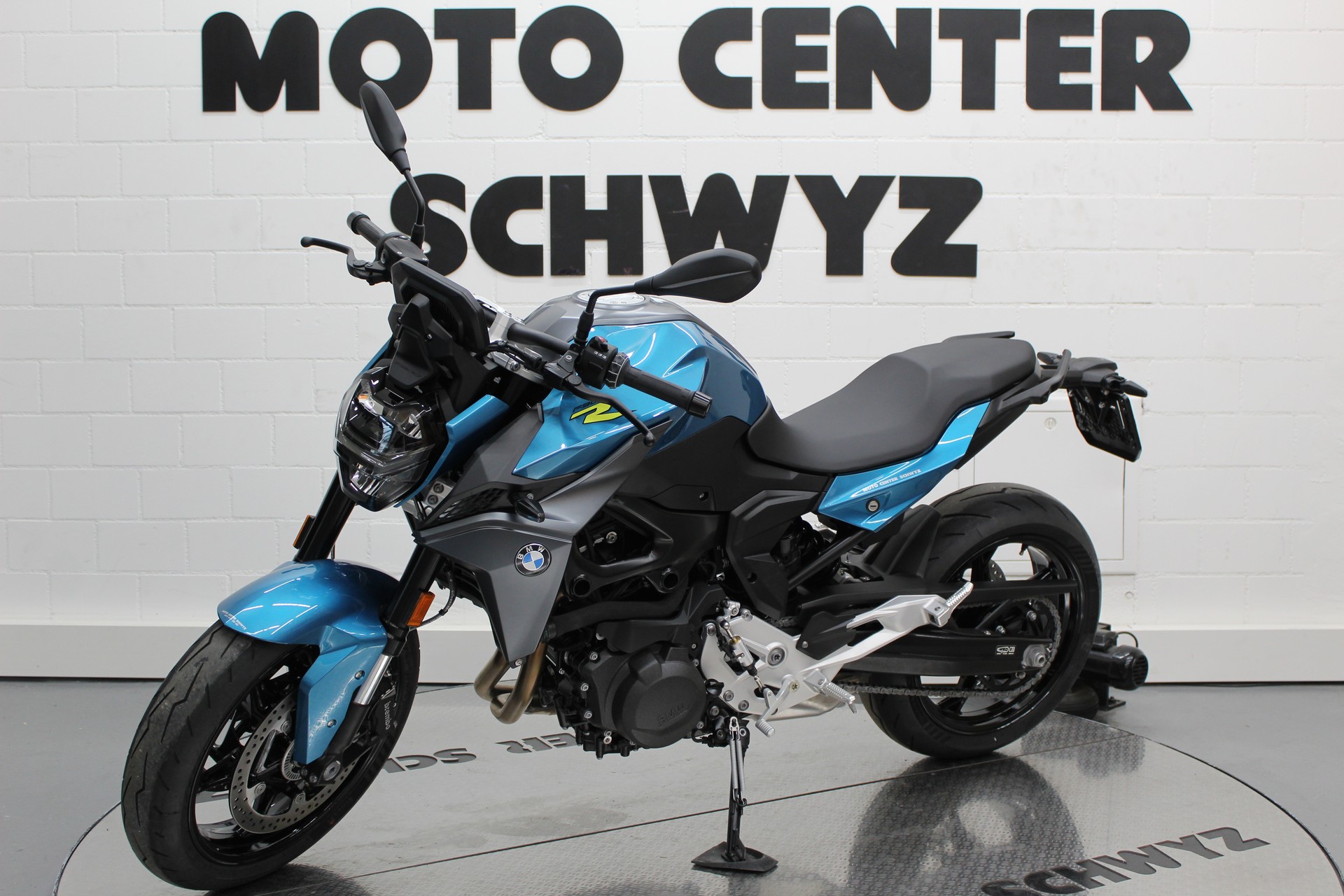 BMW F 900 R A2-image-4