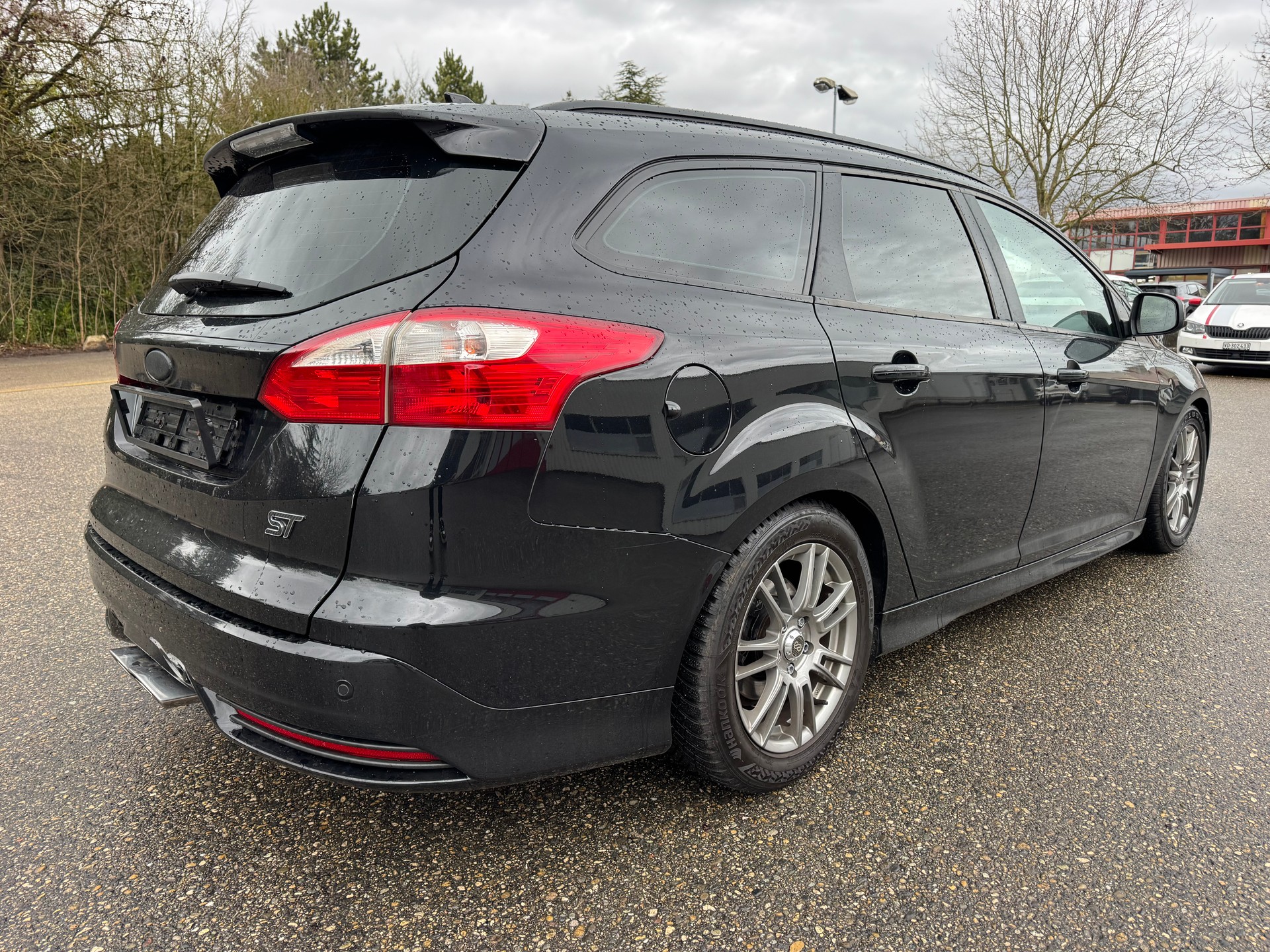 FORD Focus 2.0 SCTi ST-3-image-5