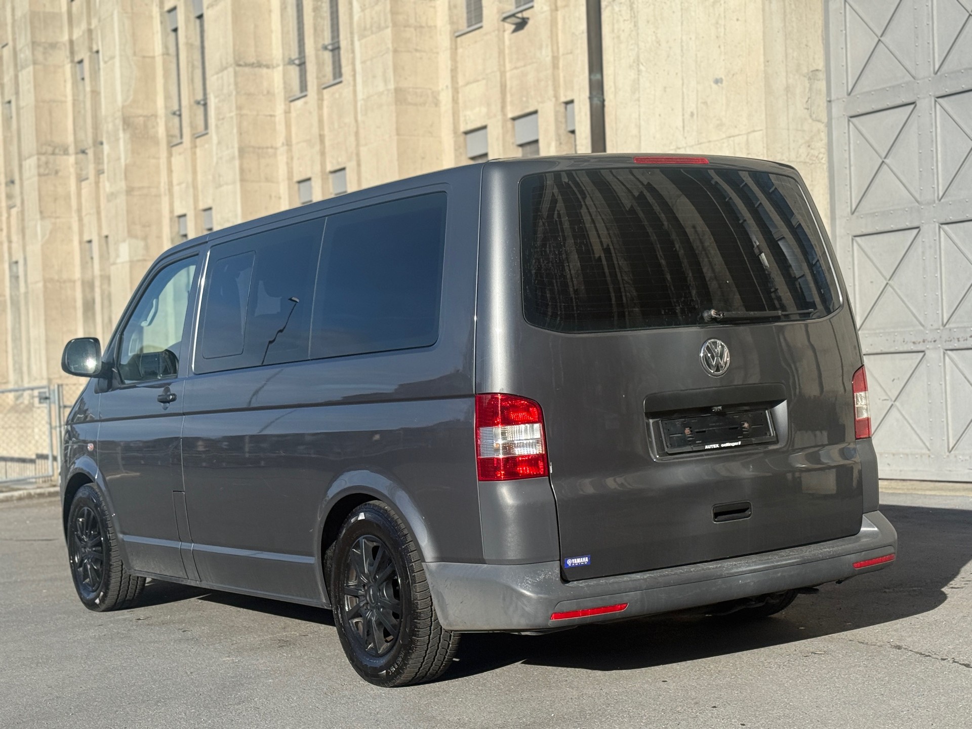 VW T5 2.0 TDI BMT-image-2