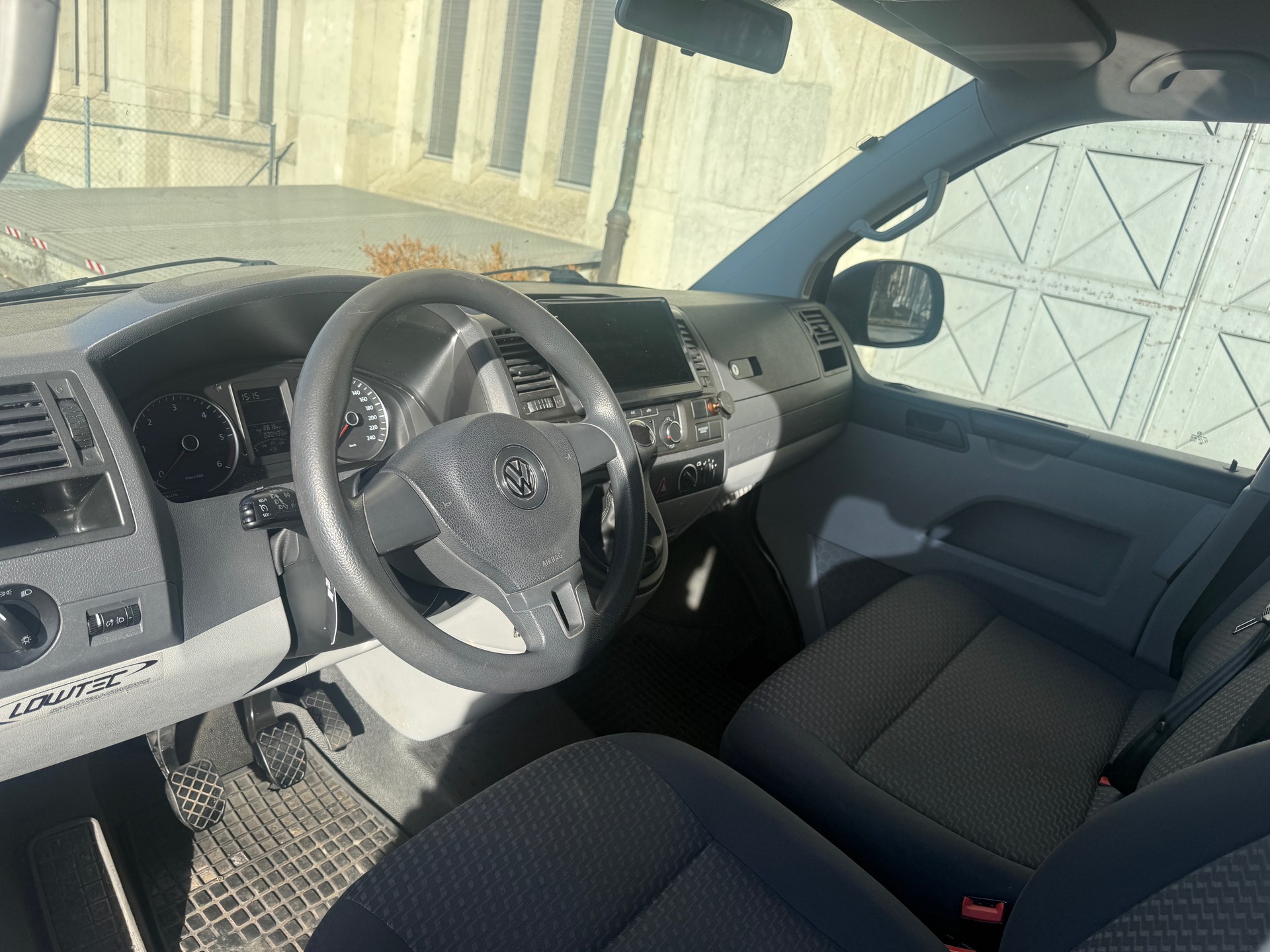 VW T5 2.0 TDI BMT-image-5