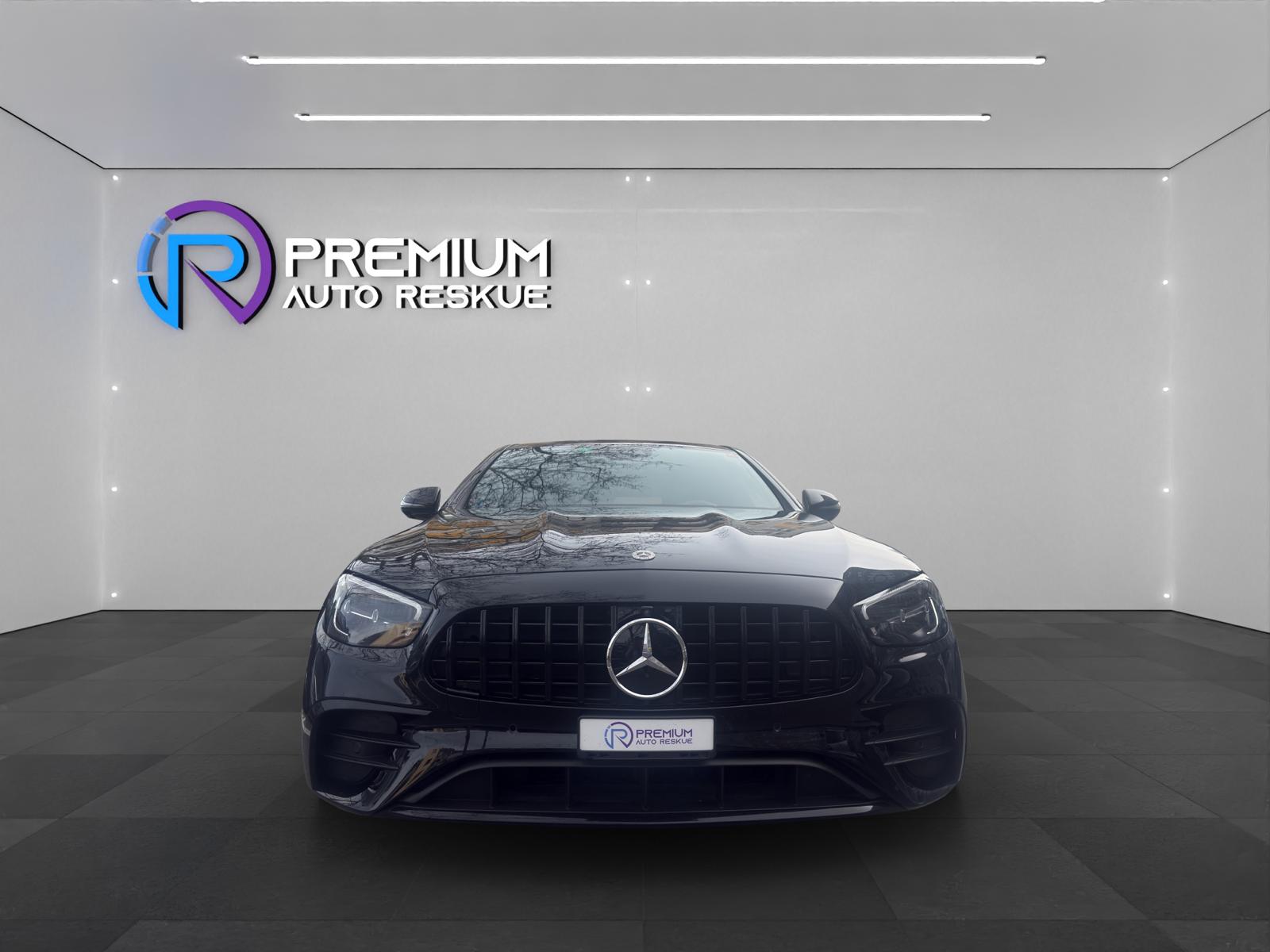 MERCEDES-BENZ E 300 e 4Matic AMG Line 9G-Tronic-image-1