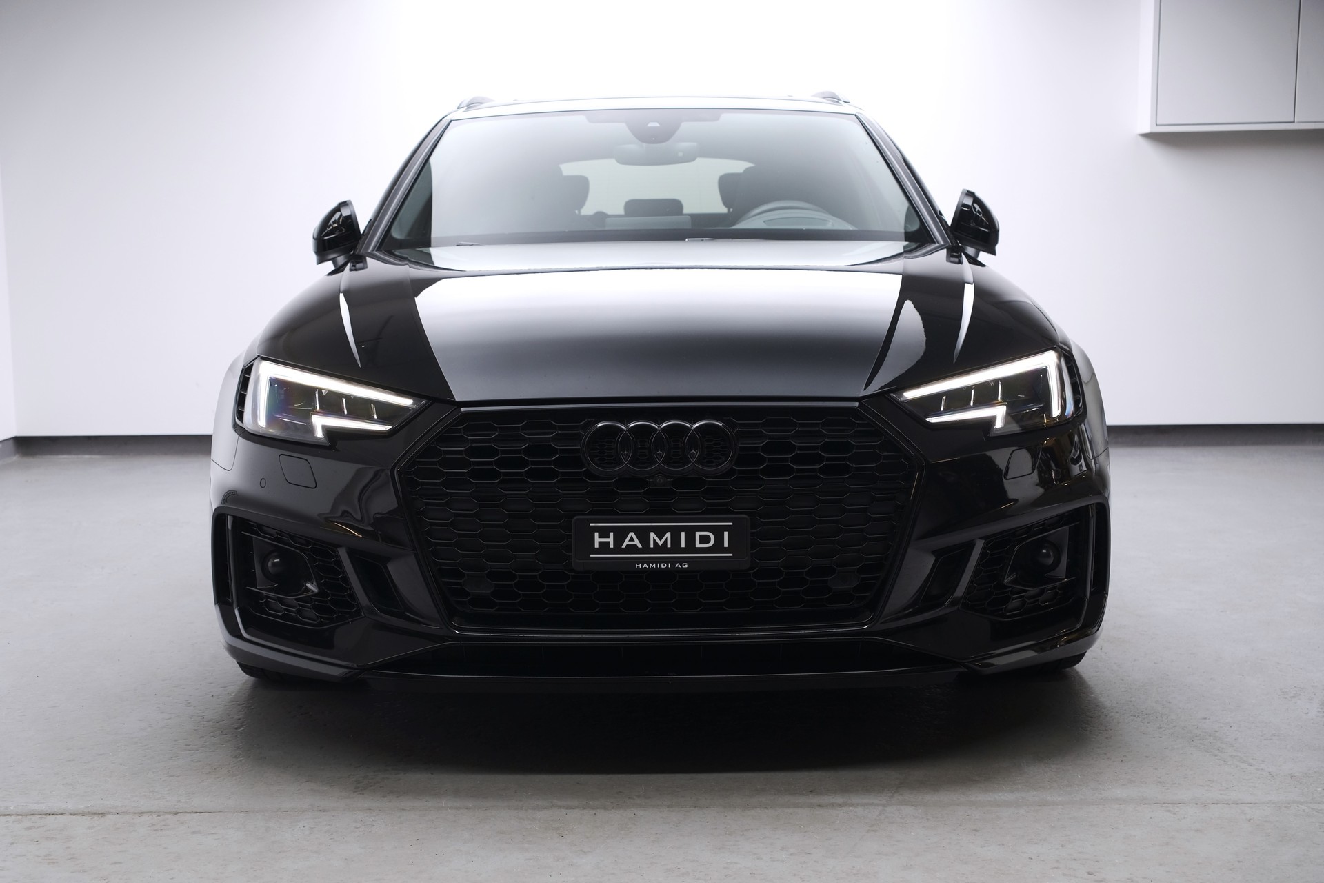 AUDI RS4 Avant 2.9 TFSI quattro tiptronic-showroom-element-1