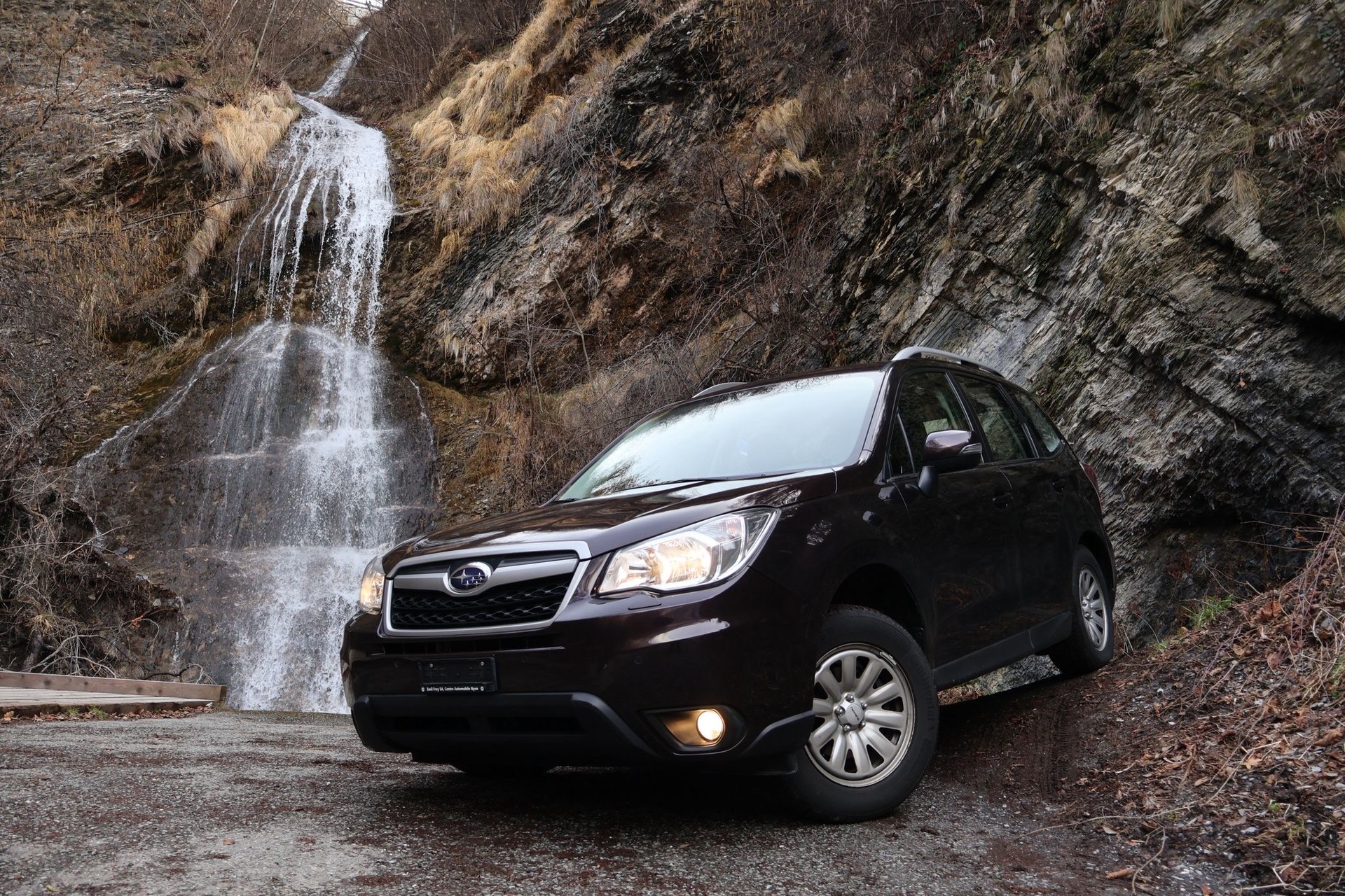 SUBARU Forester 2.0i Swiss