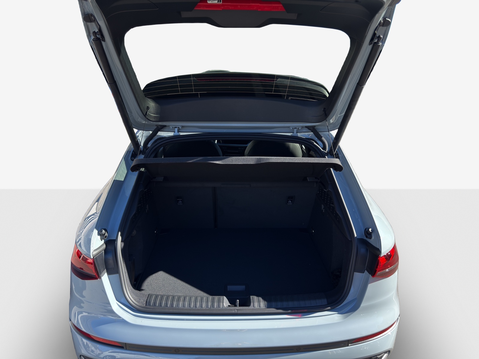 AUDI A3 Sportback TFSI 110 kW Attraction S tronic-image-12
