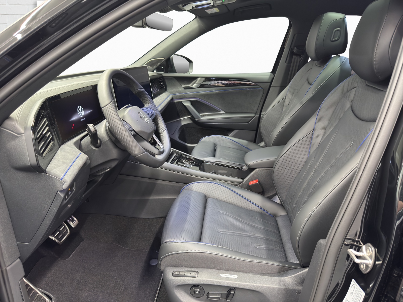 VW Tiguan 2.0 TDI SCR R-Line United DSG 4motion-image-6