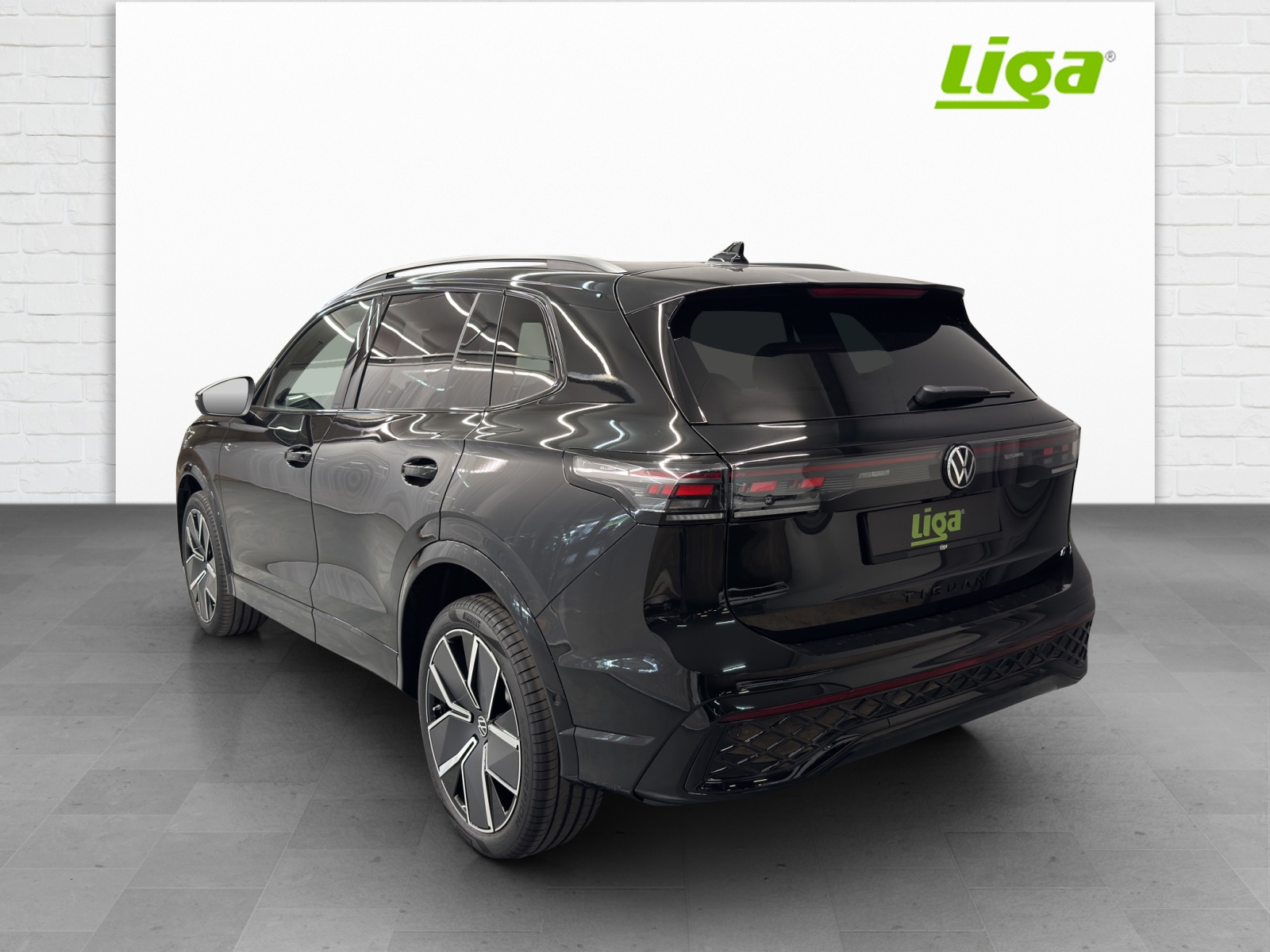 VW Tiguan 2.0 TDI SCR R-Line United DSG 4motion-image-3