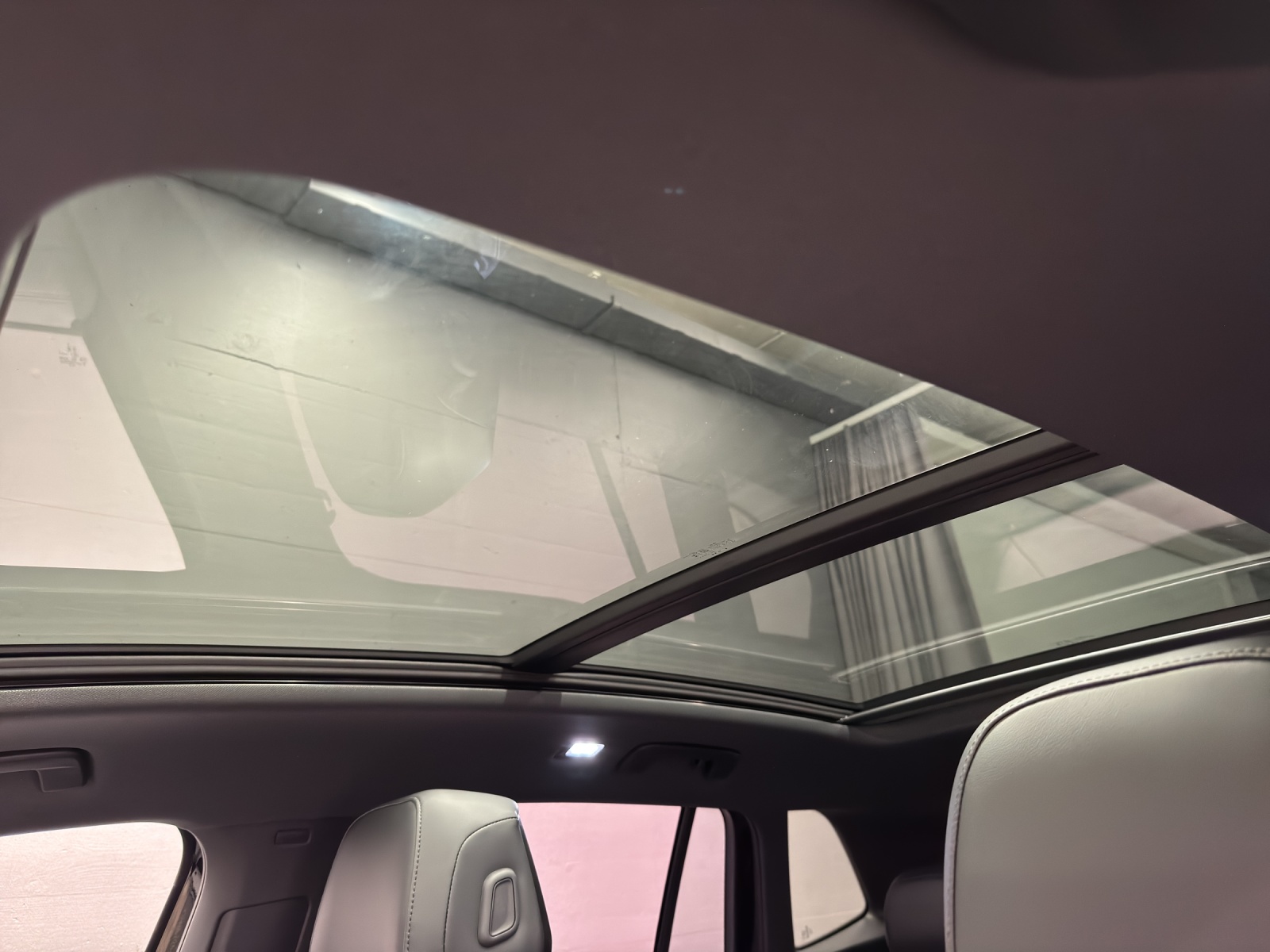 VW Tiguan 2.0 TDI SCR R-Line United DSG 4motion-image-15