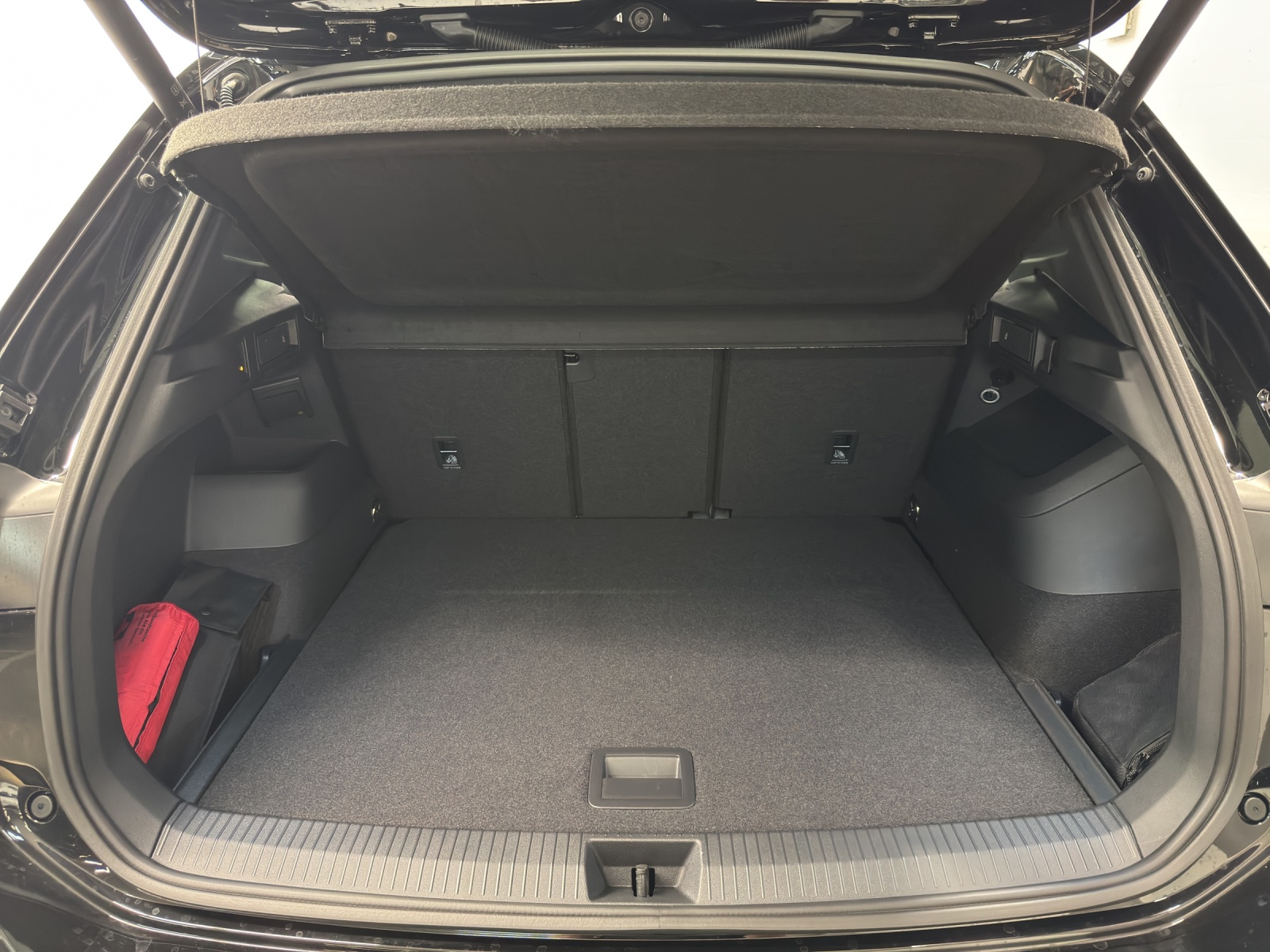 VW Tiguan 2.0 TDI SCR R-Line United DSG 4motion-image-10