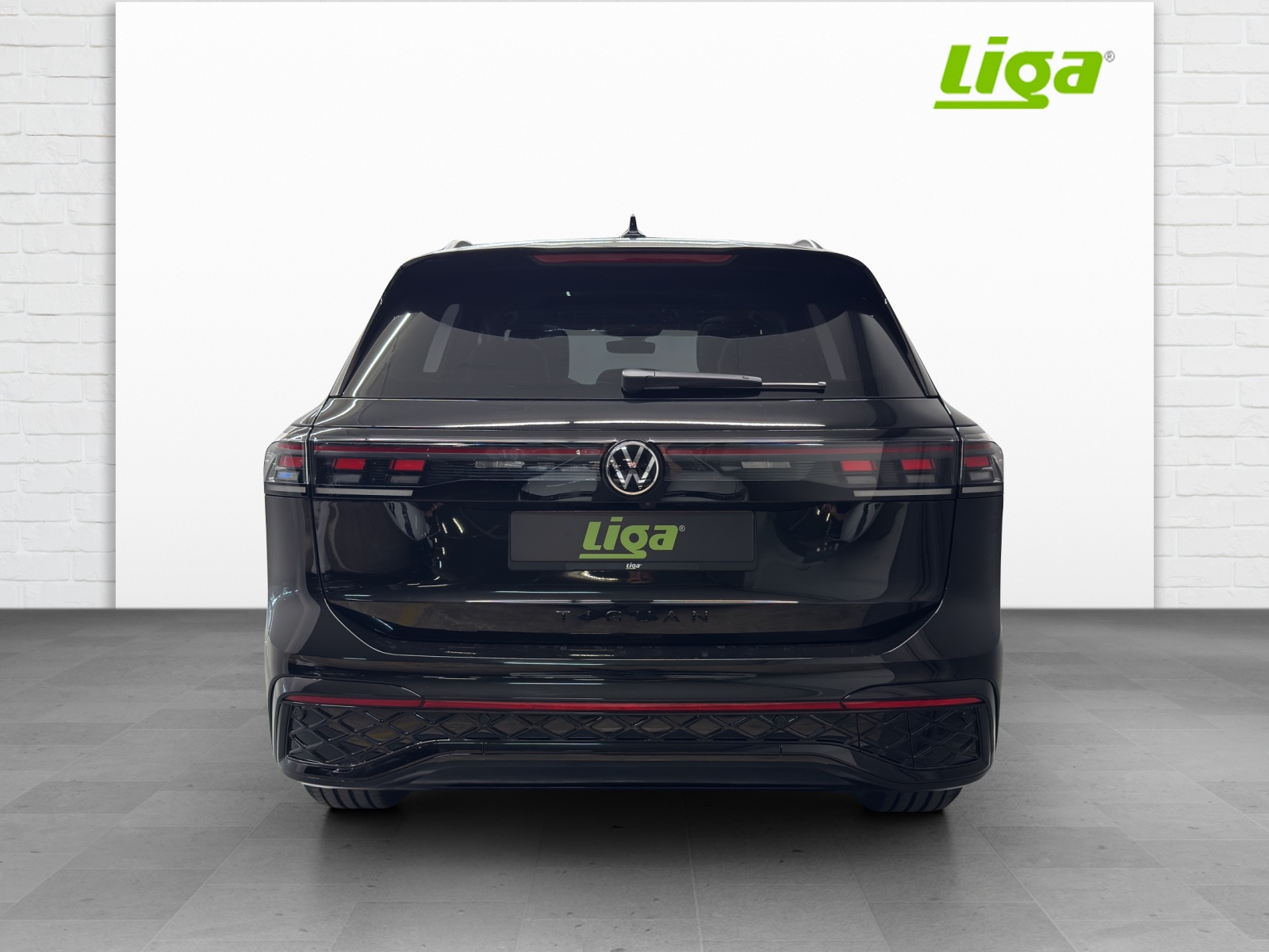 VW Tiguan 2.0 TDI SCR R-Line United DSG 4motion-image-4