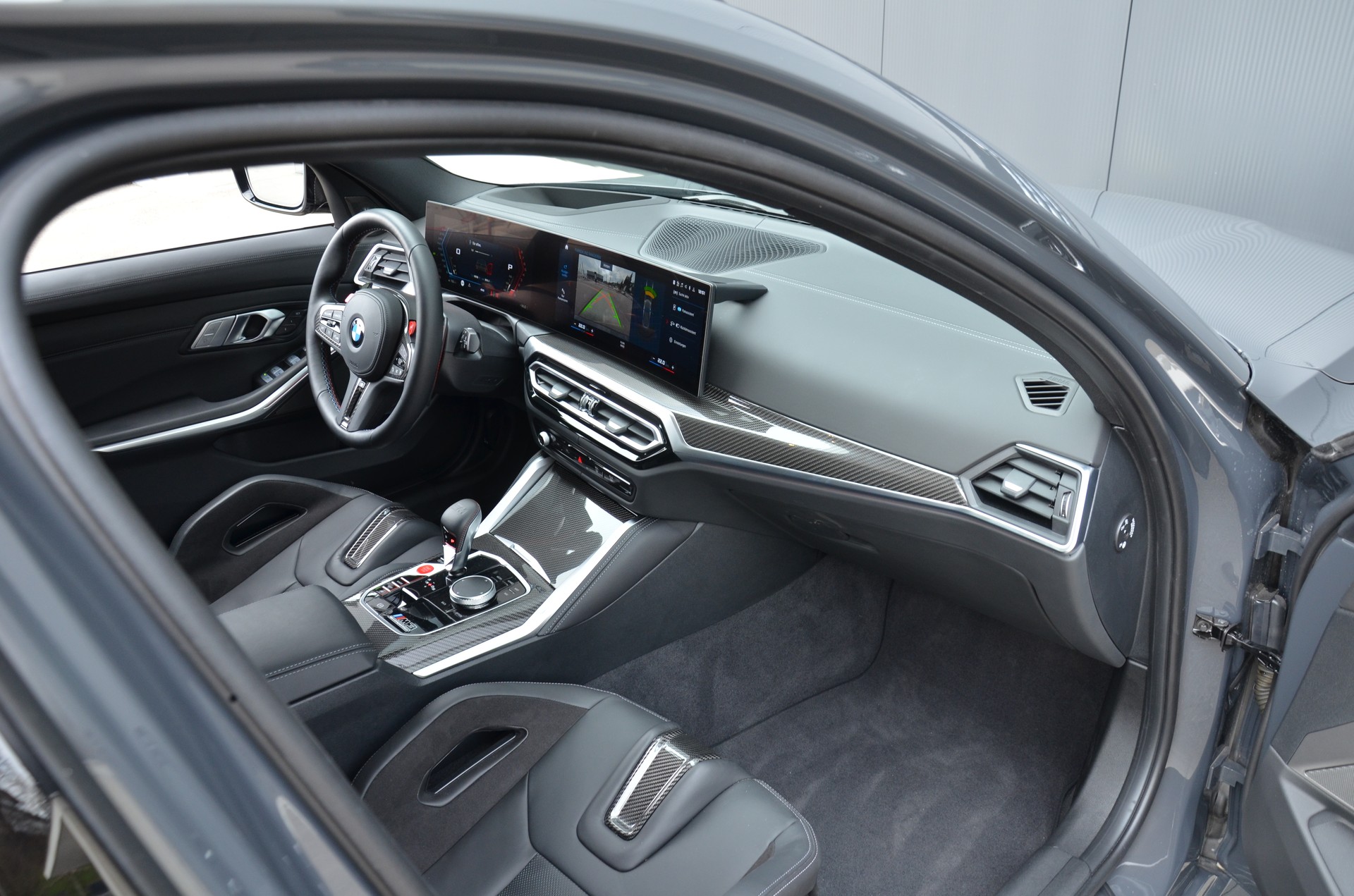 BMW M3 Competition M xDrive-image-11