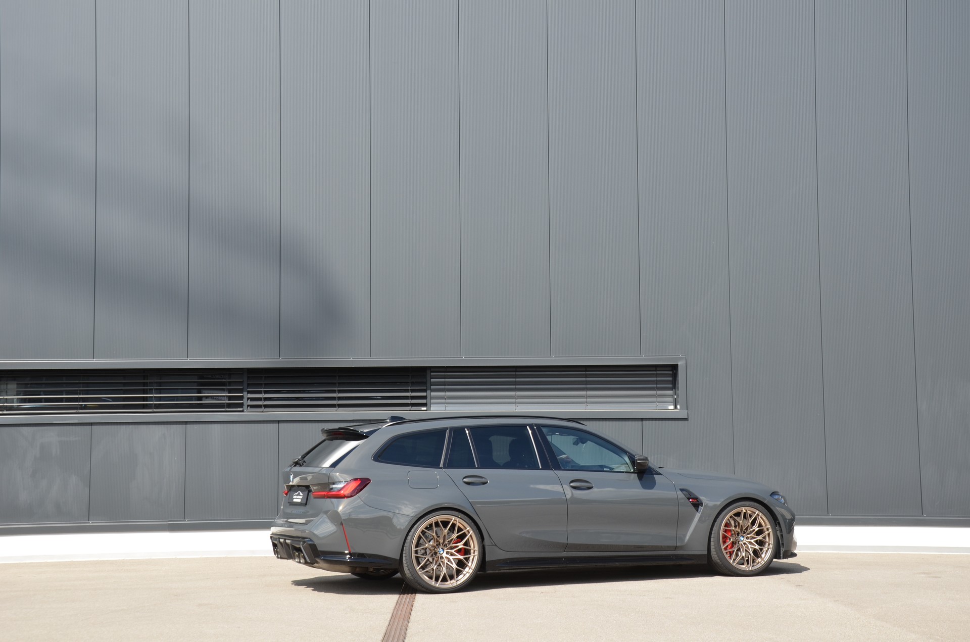 BMW M3 Competition M xDrive-image-3