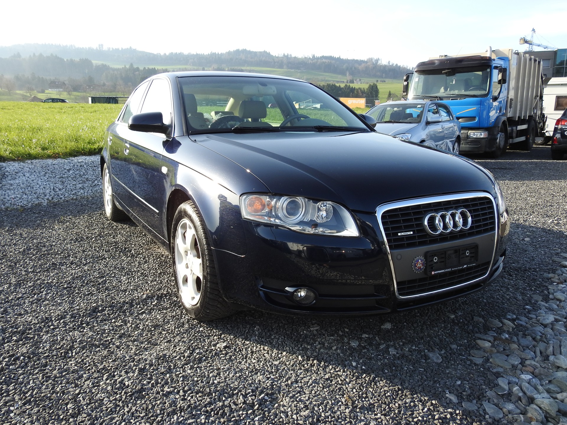 AUDI A4 Limousine 3.2 FSI quattro-image-9