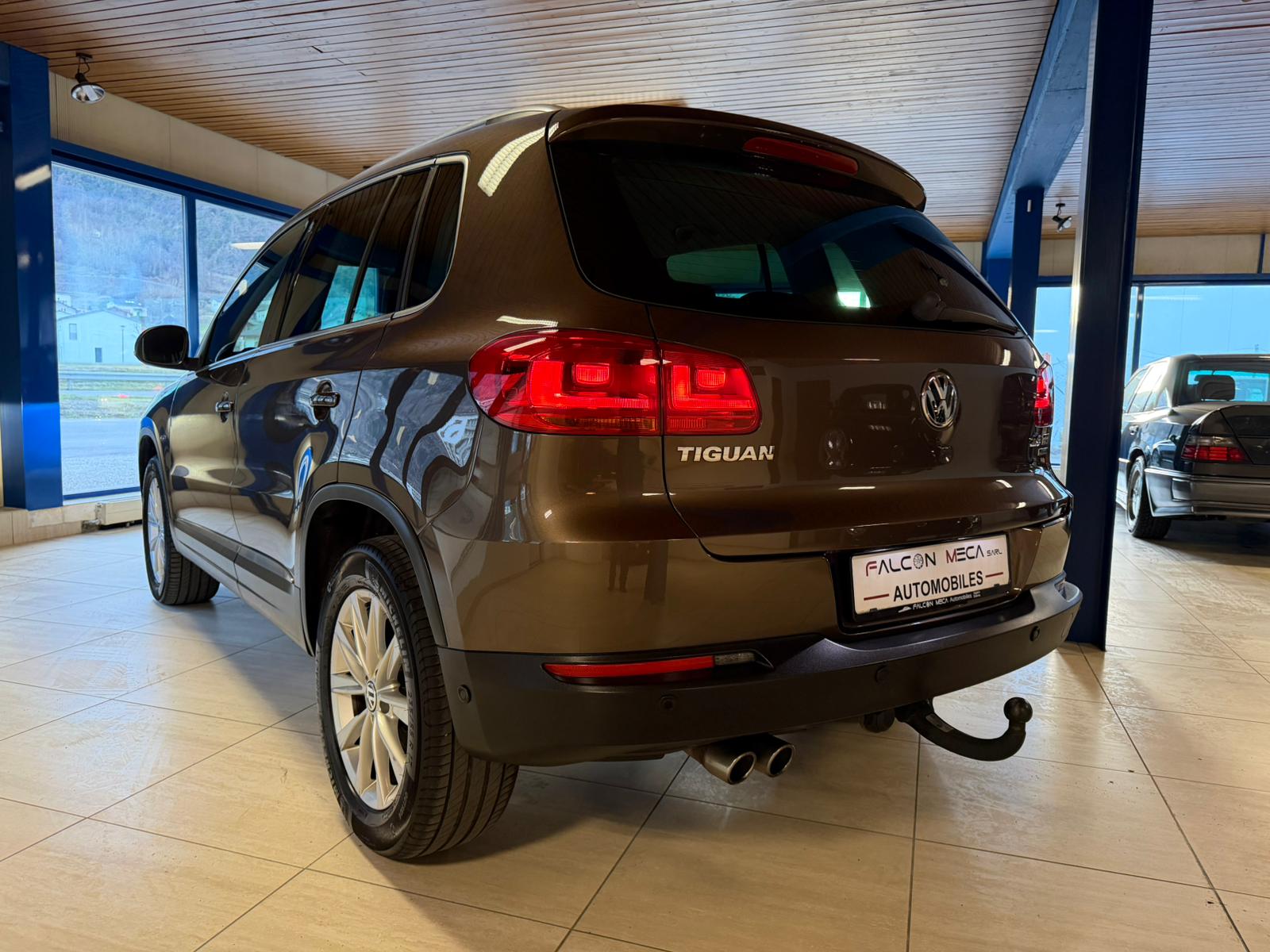 VW Tiguan 2.0 TDI BMT Design 4Motion DSG-image-8