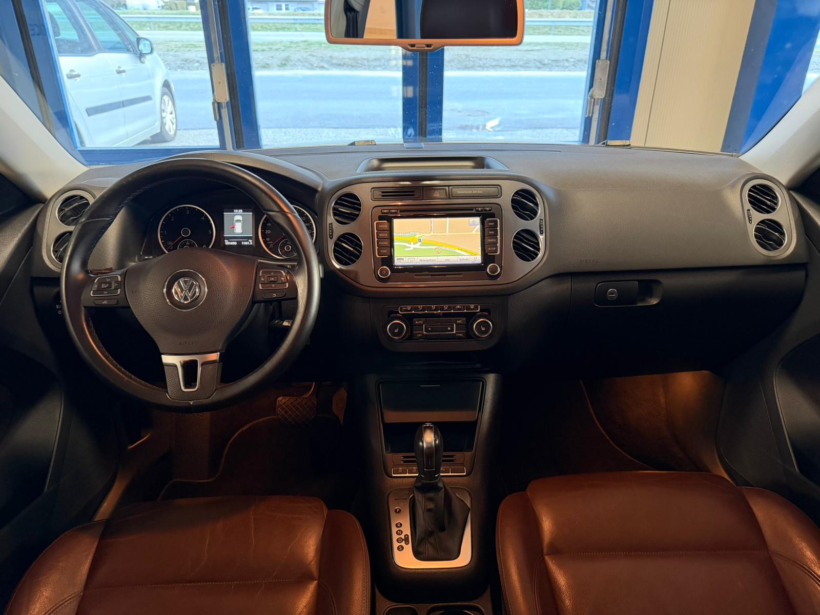 VW Tiguan 2.0 TDI BMT Design 4Motion DSG-image-13