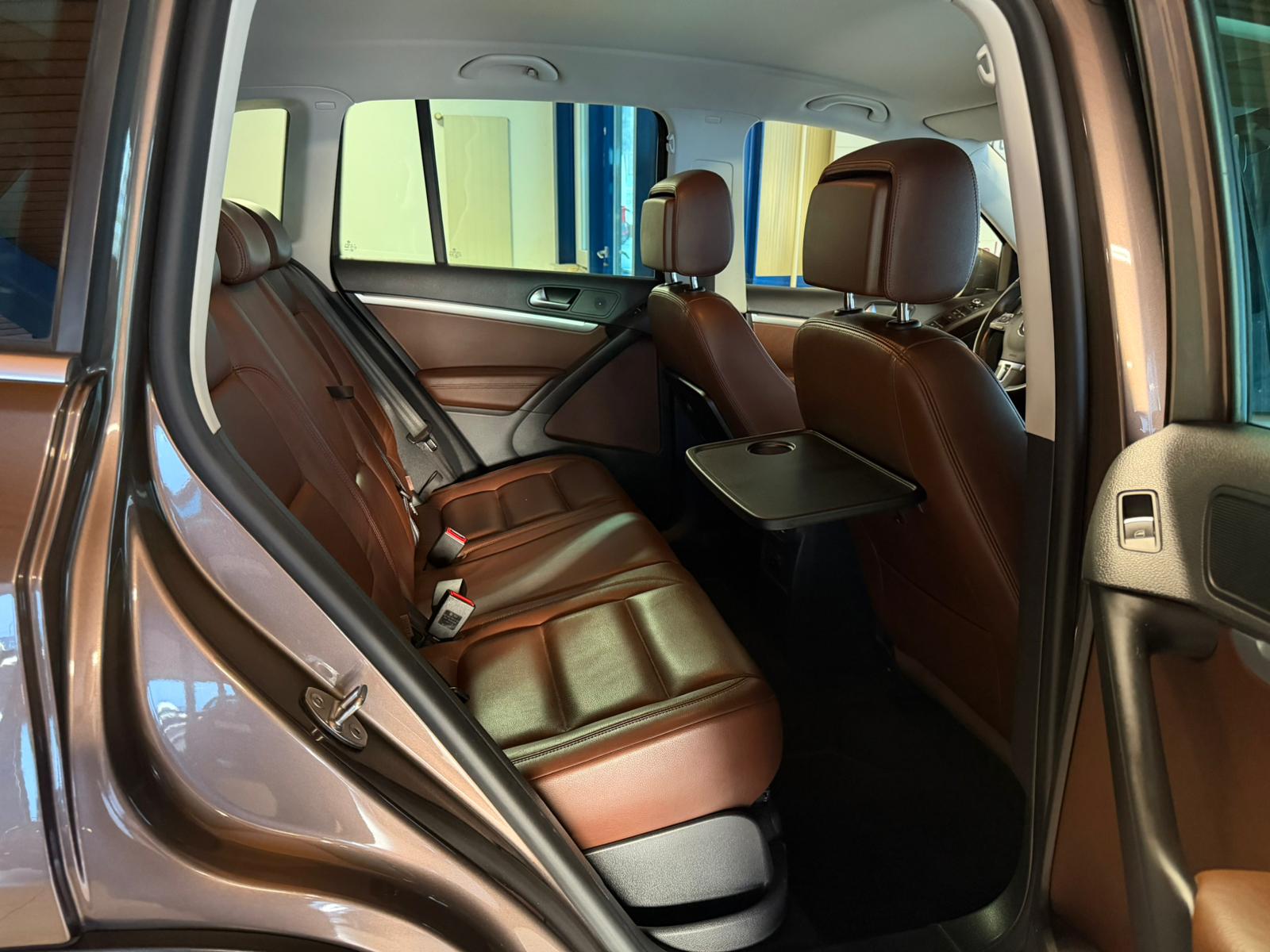 VW Tiguan 2.0 TDI BMT Design 4Motion DSG-image-19