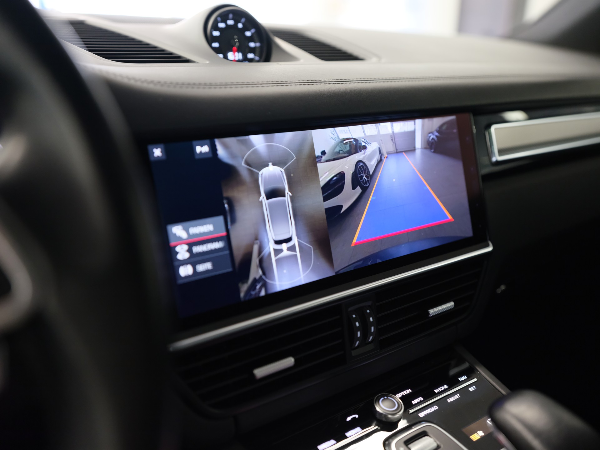 PORSCHE Cayenne *Spurhalteassistent* *Sport Chrono Paket* *Privacy Verglasung*-image-23