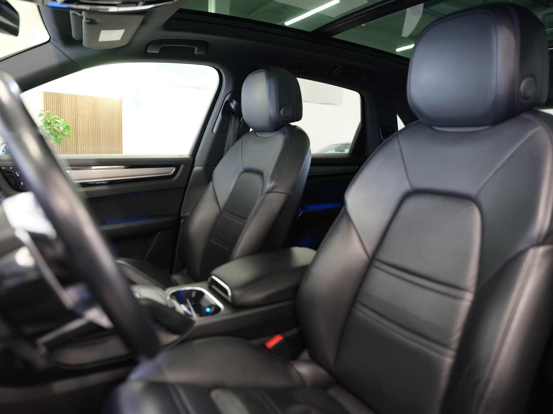 PORSCHE Cayenne *Spurhalteassistent* *Sport Chrono Paket* *Privacy Verglasung*-image-15