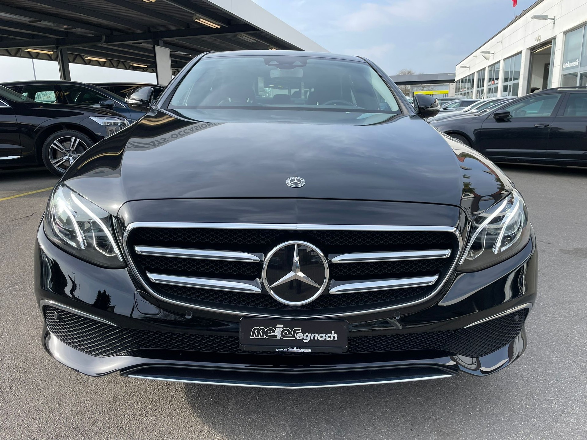 MERCEDES-BENZ E 220 d Avantgarde 9G-Tronic-image-2