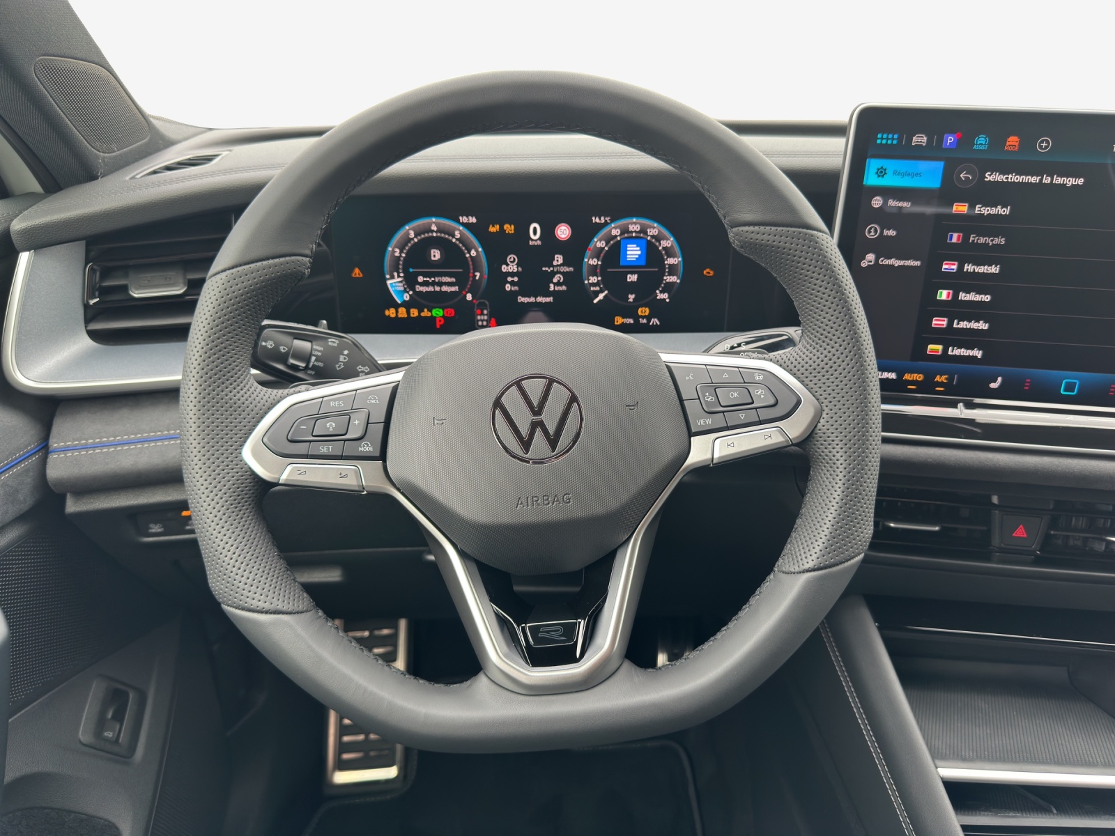 VW Tayron 2.0 TSI R-Line DSG 4Motion-image-9