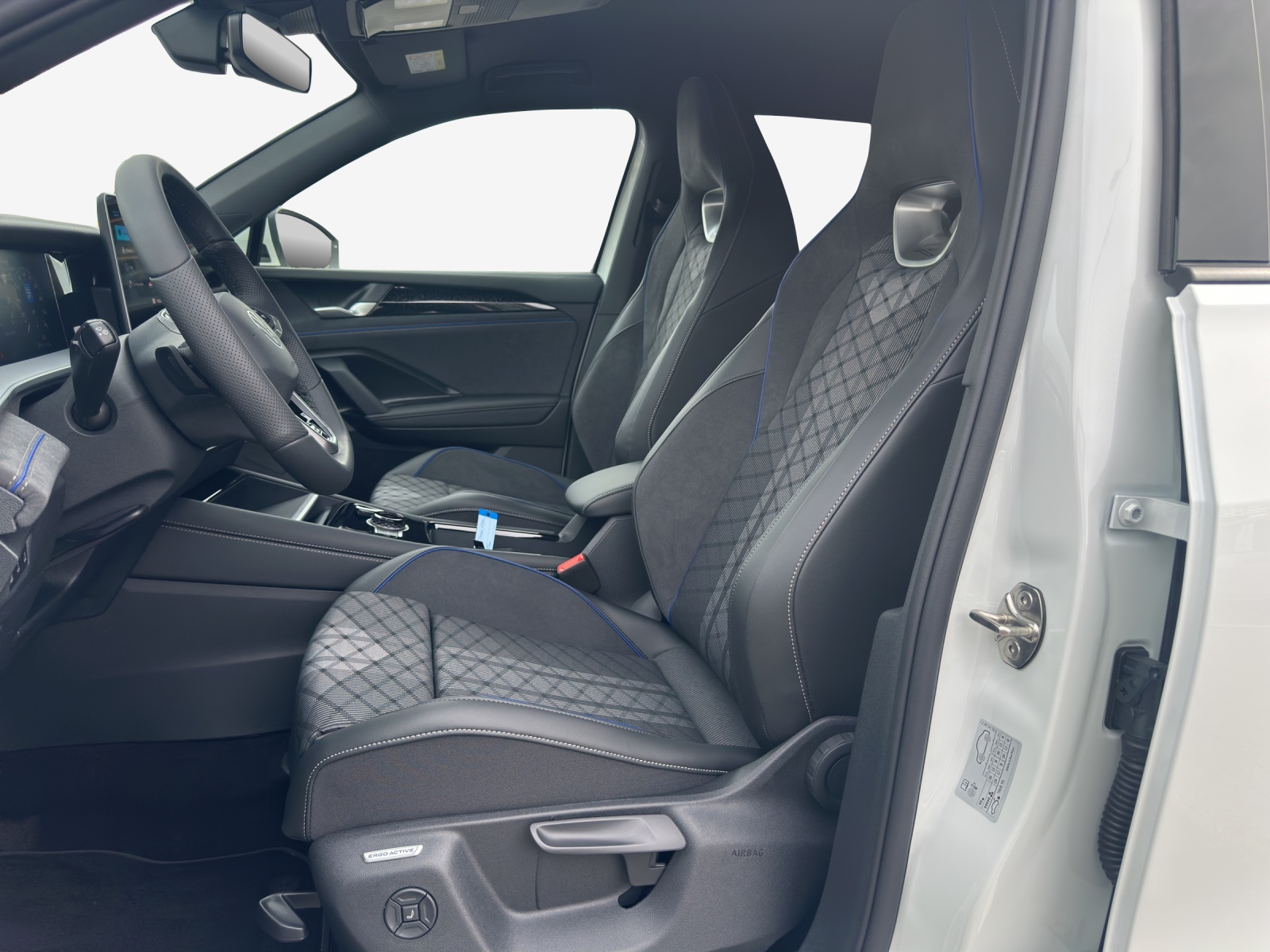 VW Tayron 2.0 TSI R-Line DSG 4Motion-image-7