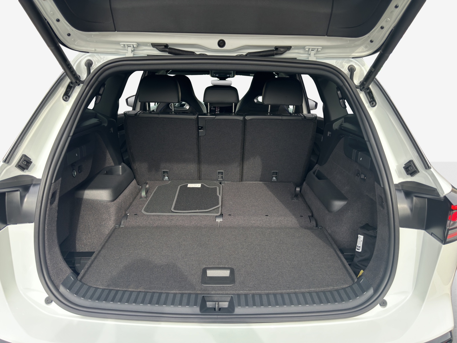 VW Tayron 2.0 TSI R-Line DSG 4Motion-image-12