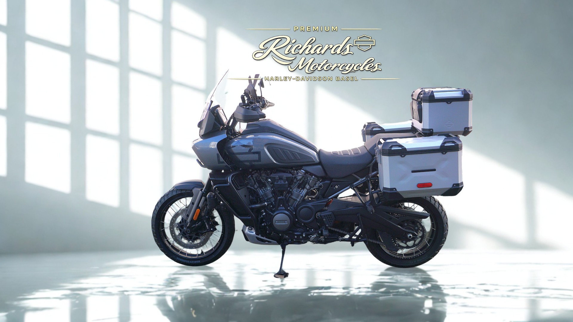 HARLEY-DAVIDSON RA Pan America 1250 Special-showroom-element-3