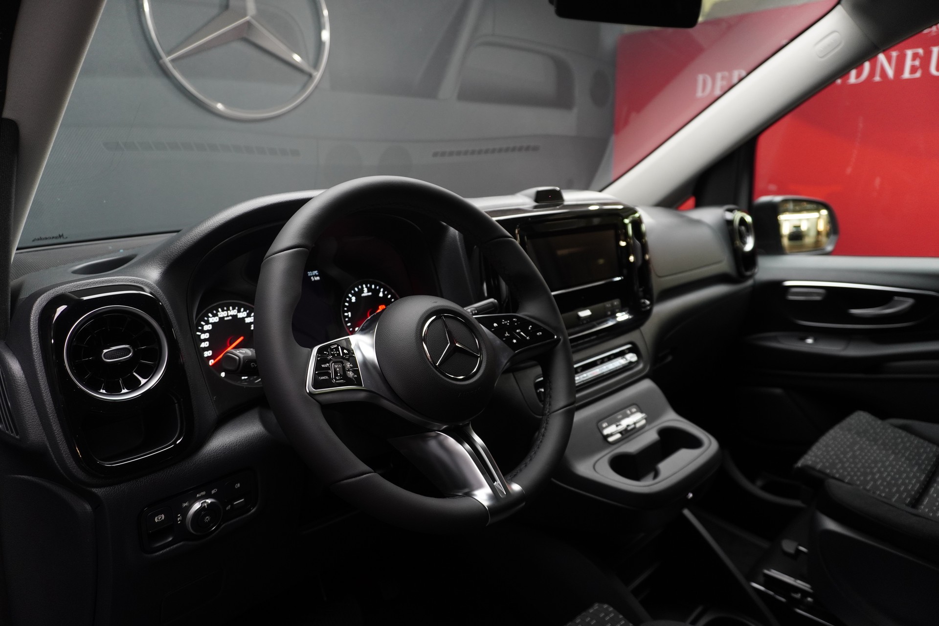 MERCEDES-BENZ Vito 116 CDI Tourer SELECT Family-image-3