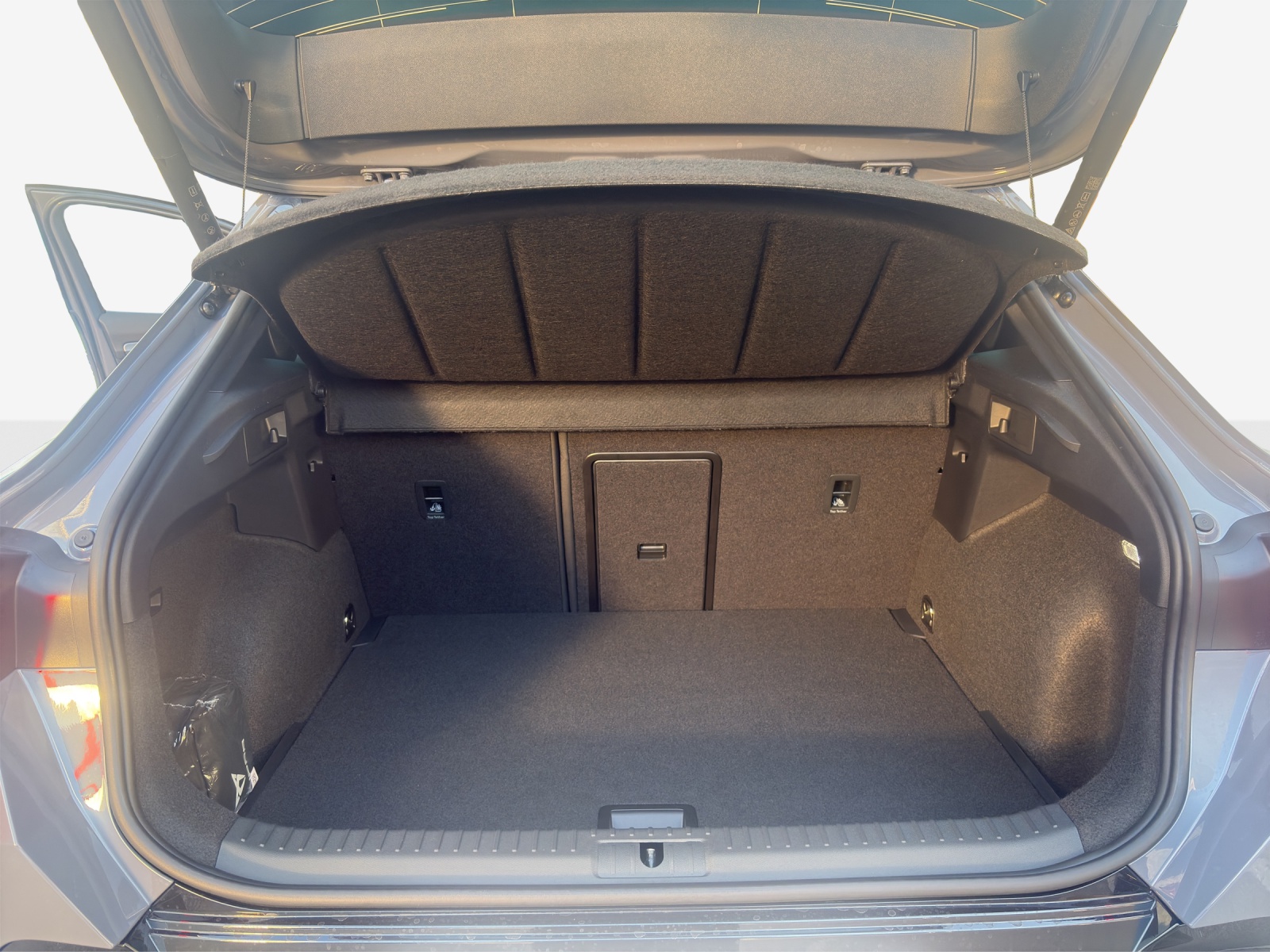 CUPRA Formentor 2.0TSI VZ DSG-image-12