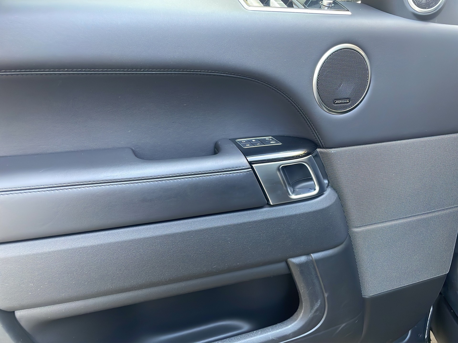 LAND ROVER Range Rover Sport 3.0 SDV6 HSE Dynamic Automatic-image-13