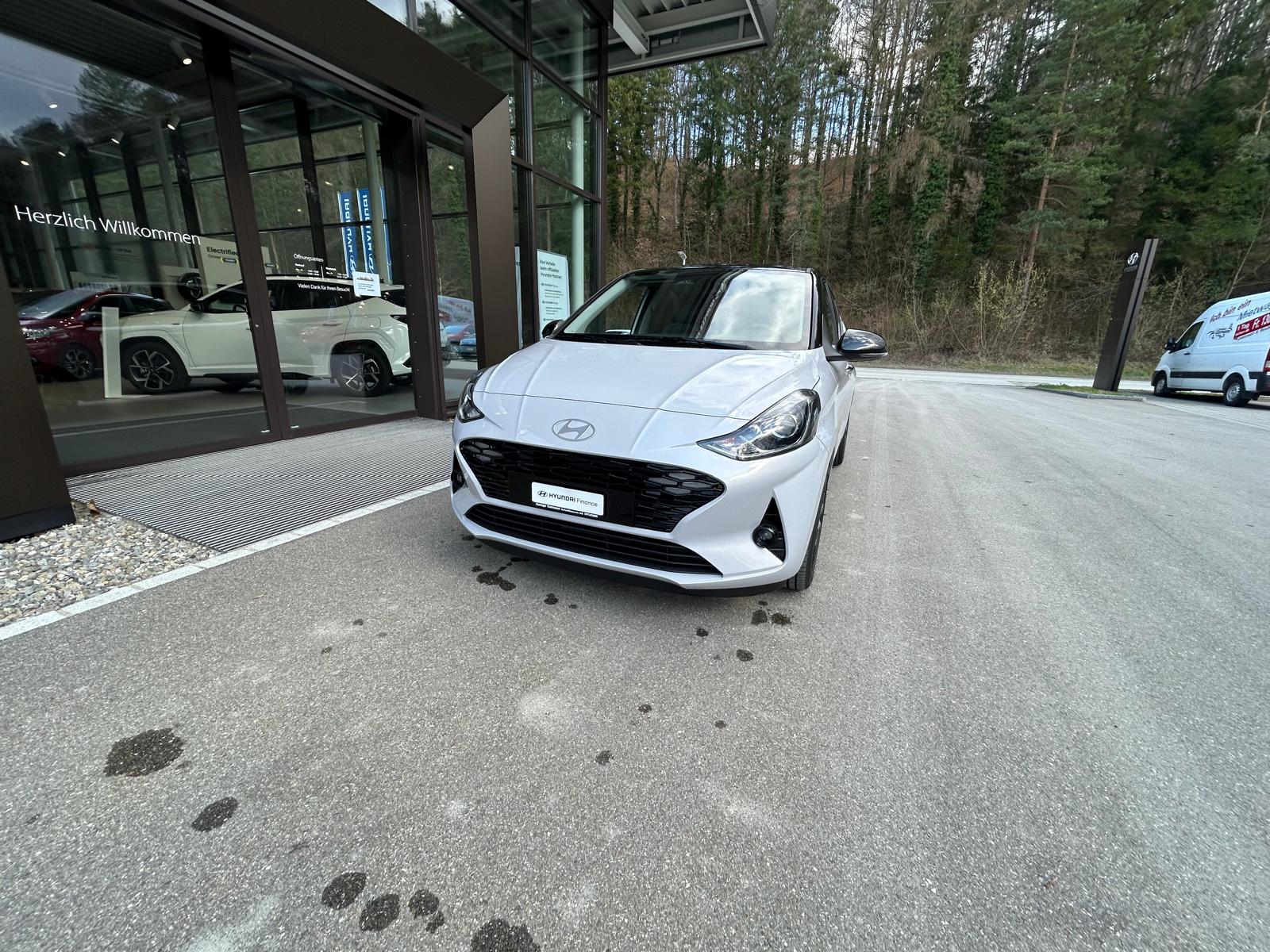 HYUNDAI i10 1.2 Vertex Aut.-image-1