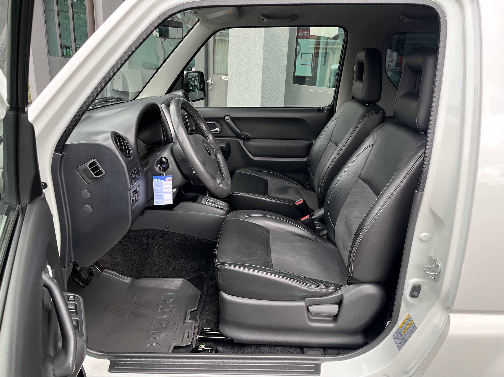 SUZUKI Jimny 1.3 16V GL Top Special Edition Automatic-image-9