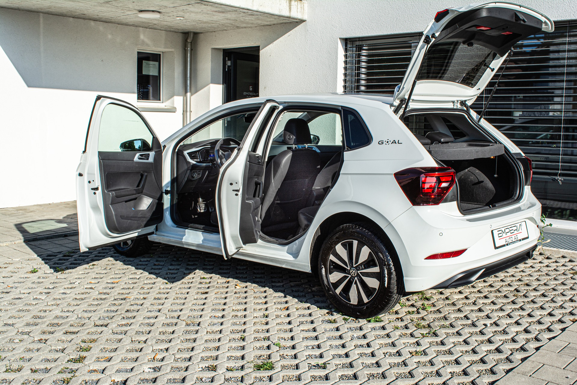 VW Polo 1.0 TSI Life DSG-image-9