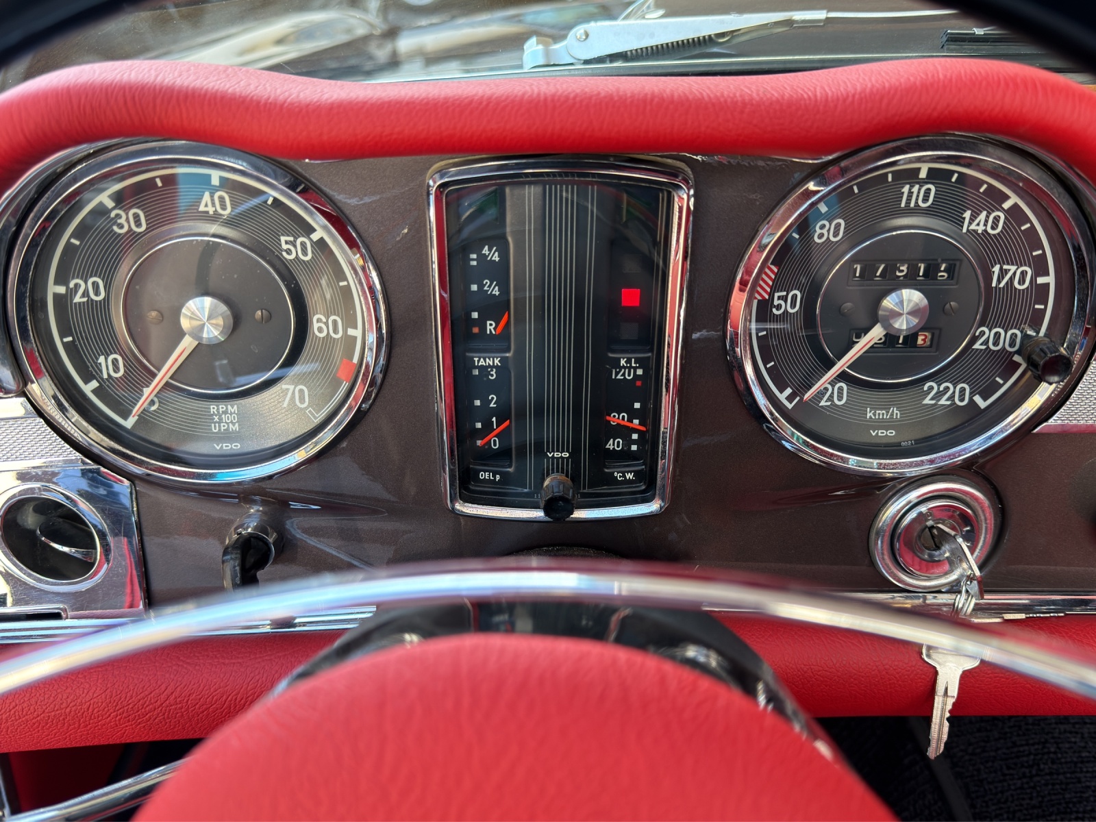MERCEDES-BENZ SL 280 Automat-image-12
