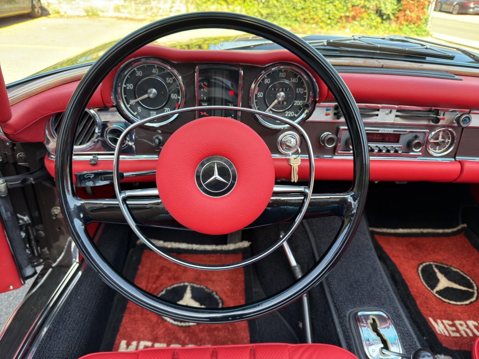 MERCEDES-BENZ SL 280 Automat-image-11