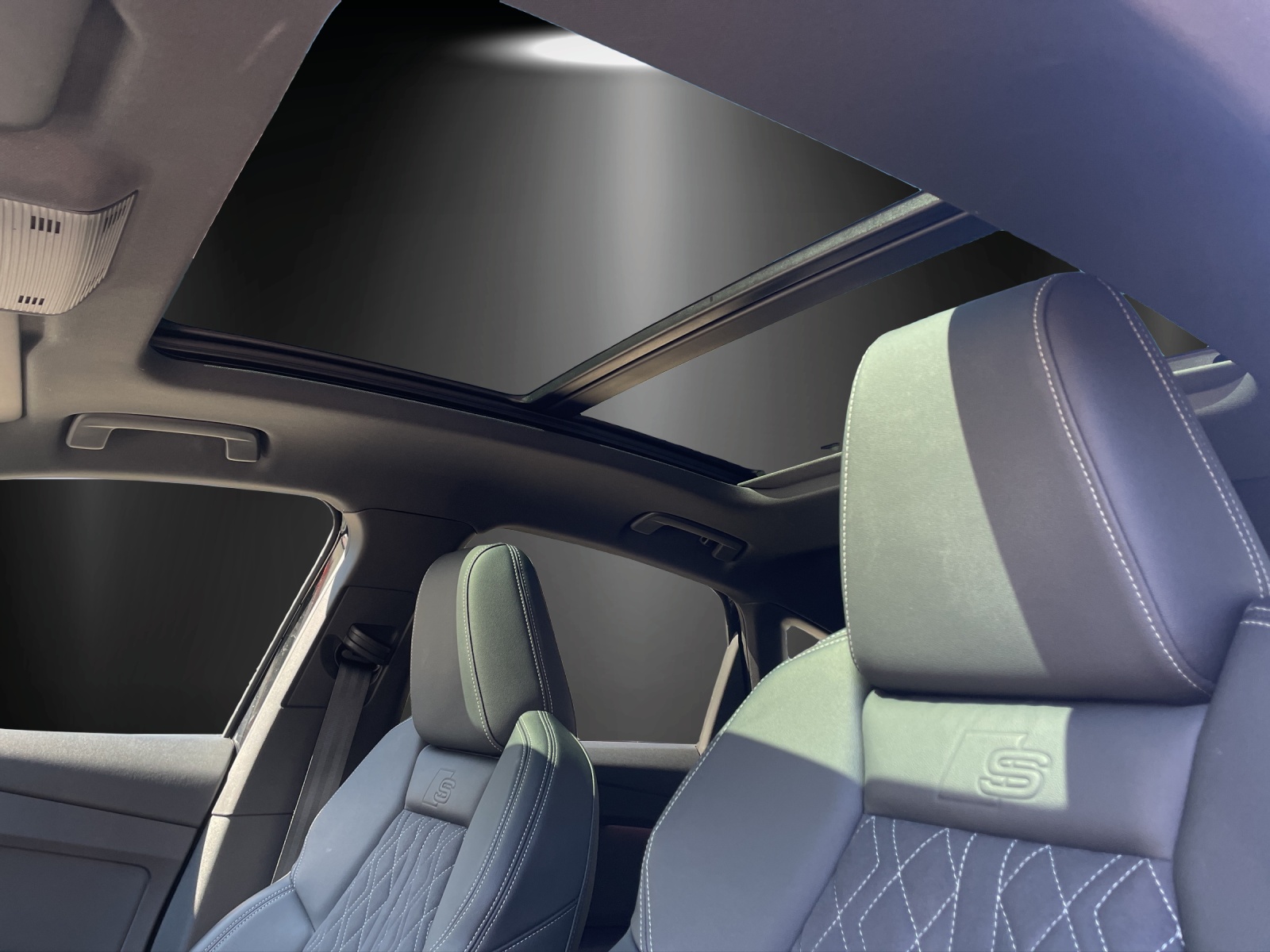 AUDI Q4 Sportback e-tron 50 quattro-image-15
