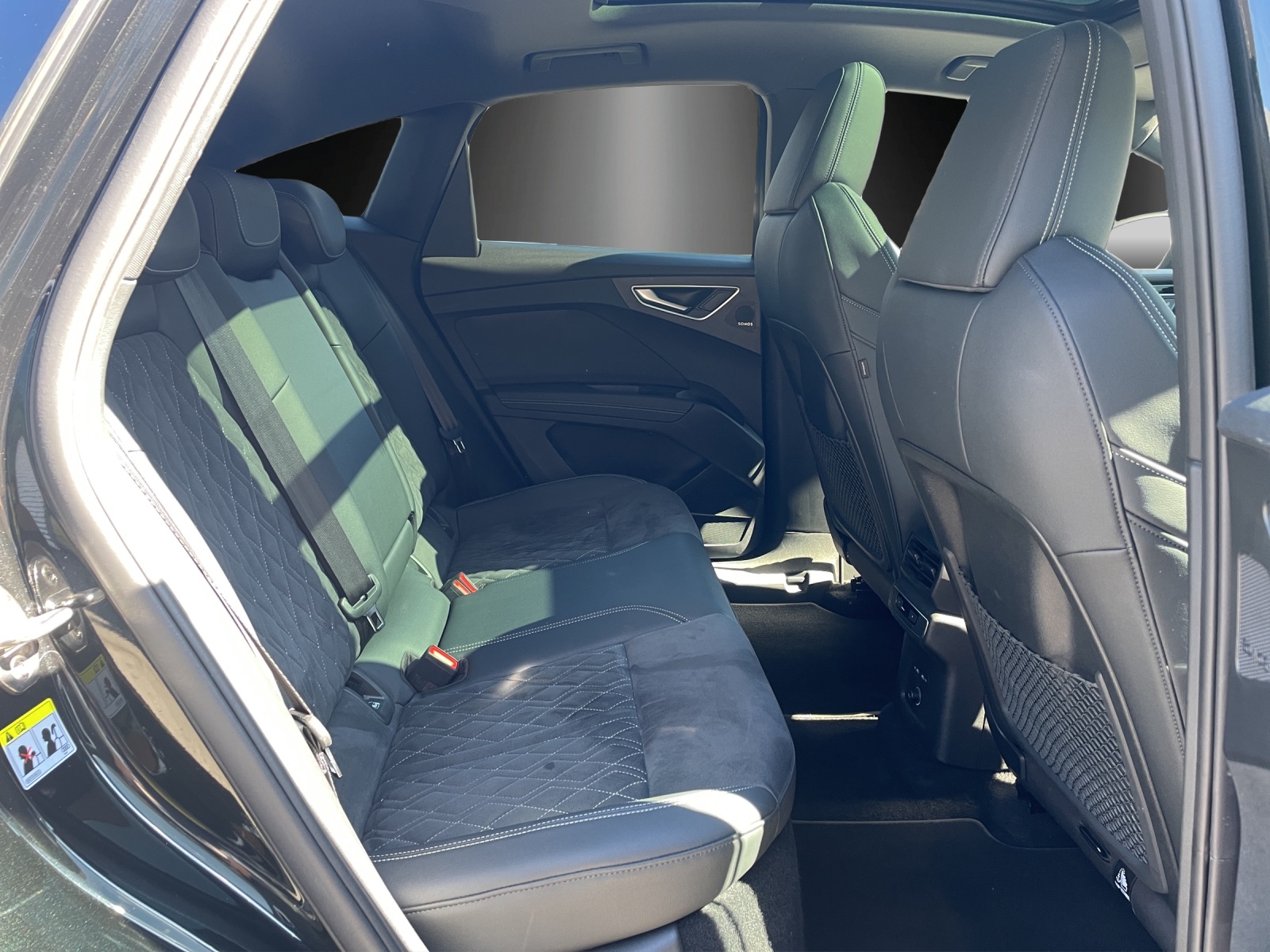 AUDI Q4 Sportback e-tron 50 quattro-image-7