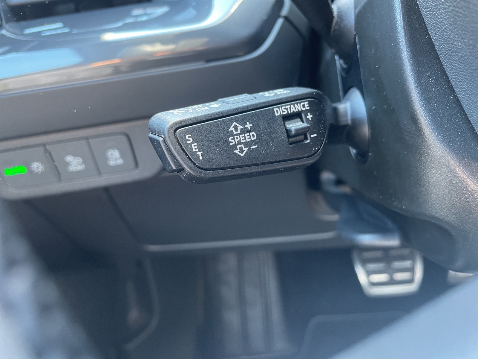 AUDI Q4 Sportback e-tron 50 quattro-image-13