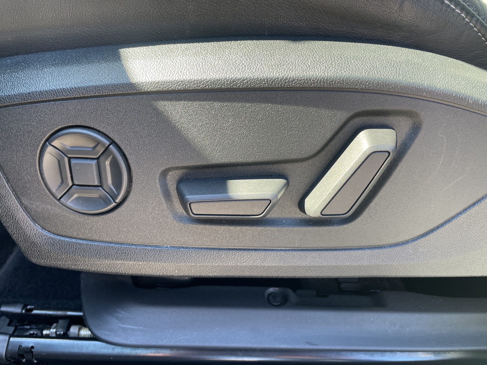 AUDI Q4 Sportback e-tron 50 quattro-image-16
