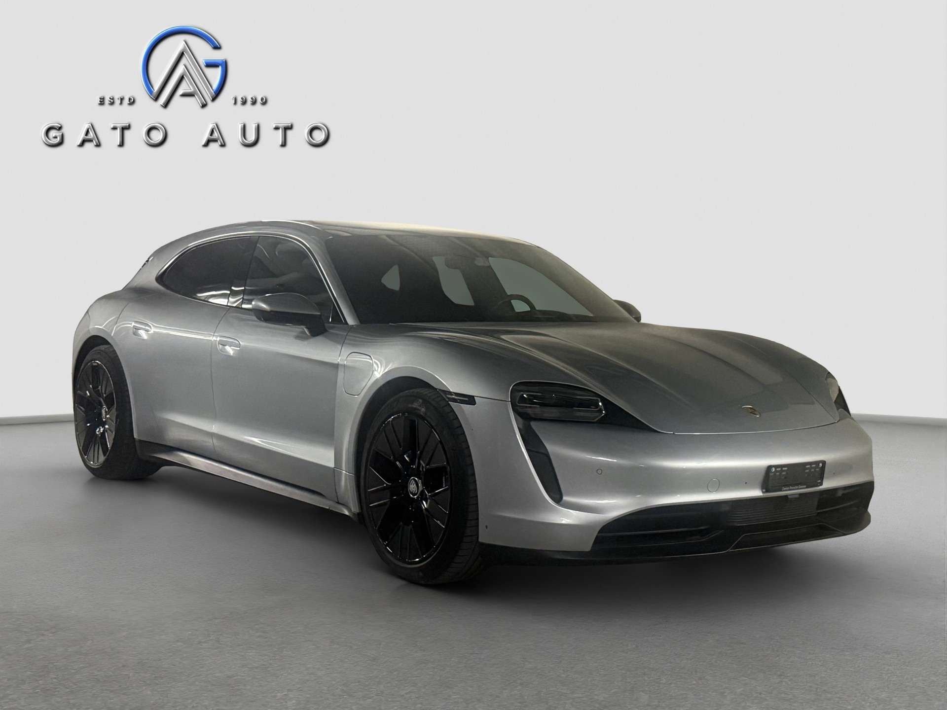 PORSCHE Taycan 4 Cross Turismo-image-0