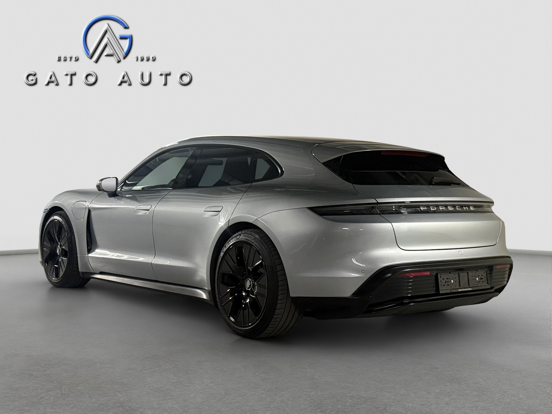 PORSCHE Taycan 4 Cross Turismo-image-1