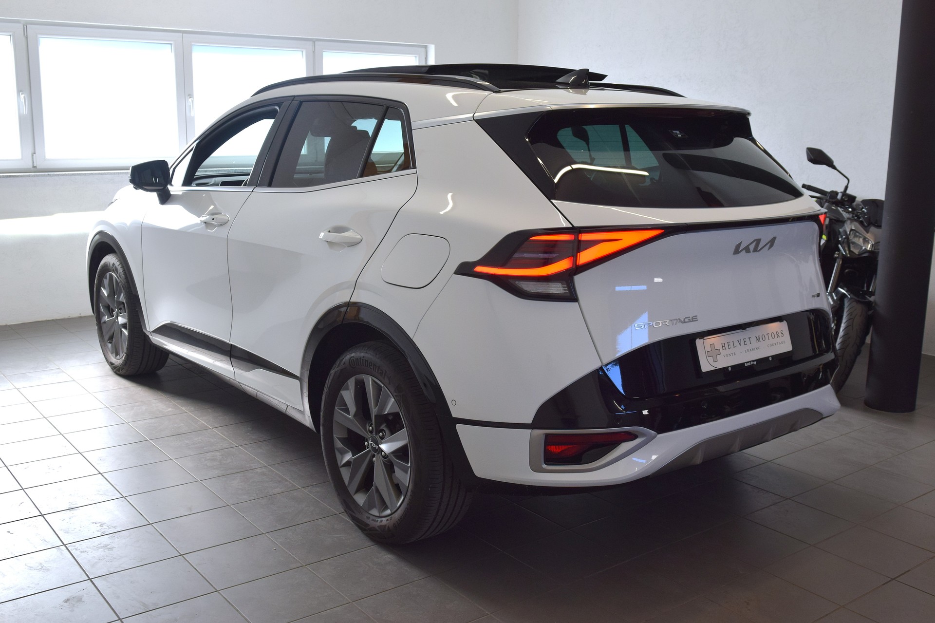 KIA Sportage 1.6T-GDi HEV GT-Line 4x4 A-image-5
