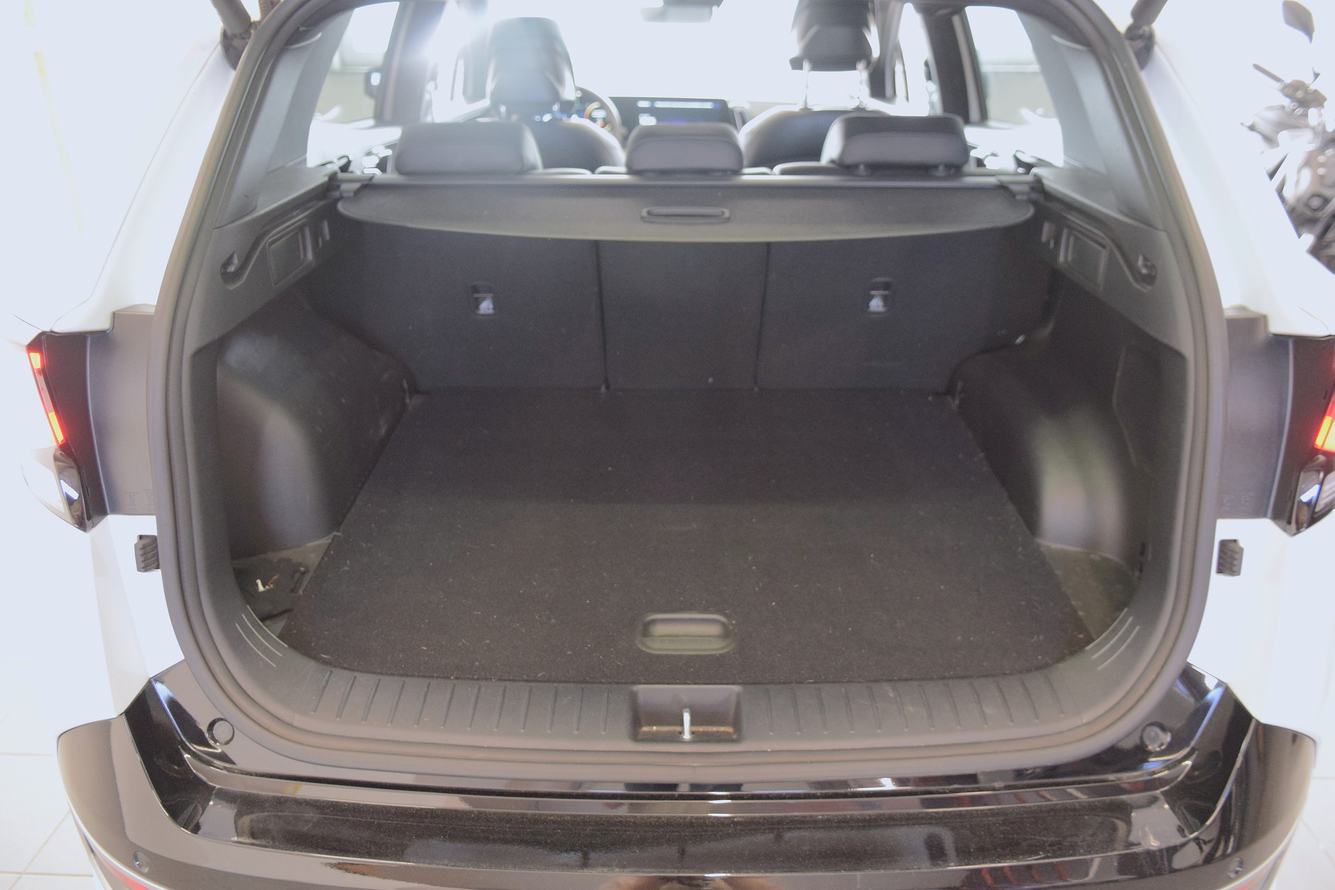 KIA Sportage 1.6T-GDi HEV GT-Line 4x4 A-image-4
