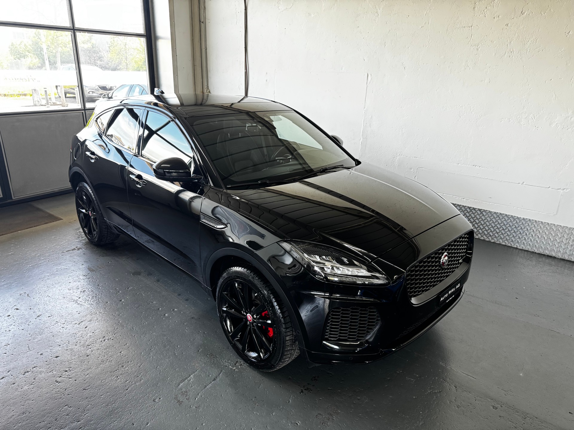 JAGUAR E-Pace 2.0 P250 R-Dynamic SE AWD Automatik